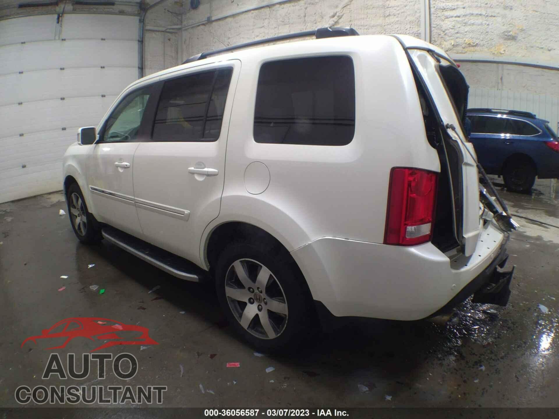 HONDA PILOT 2015 - 5FNYF4H95FB042086