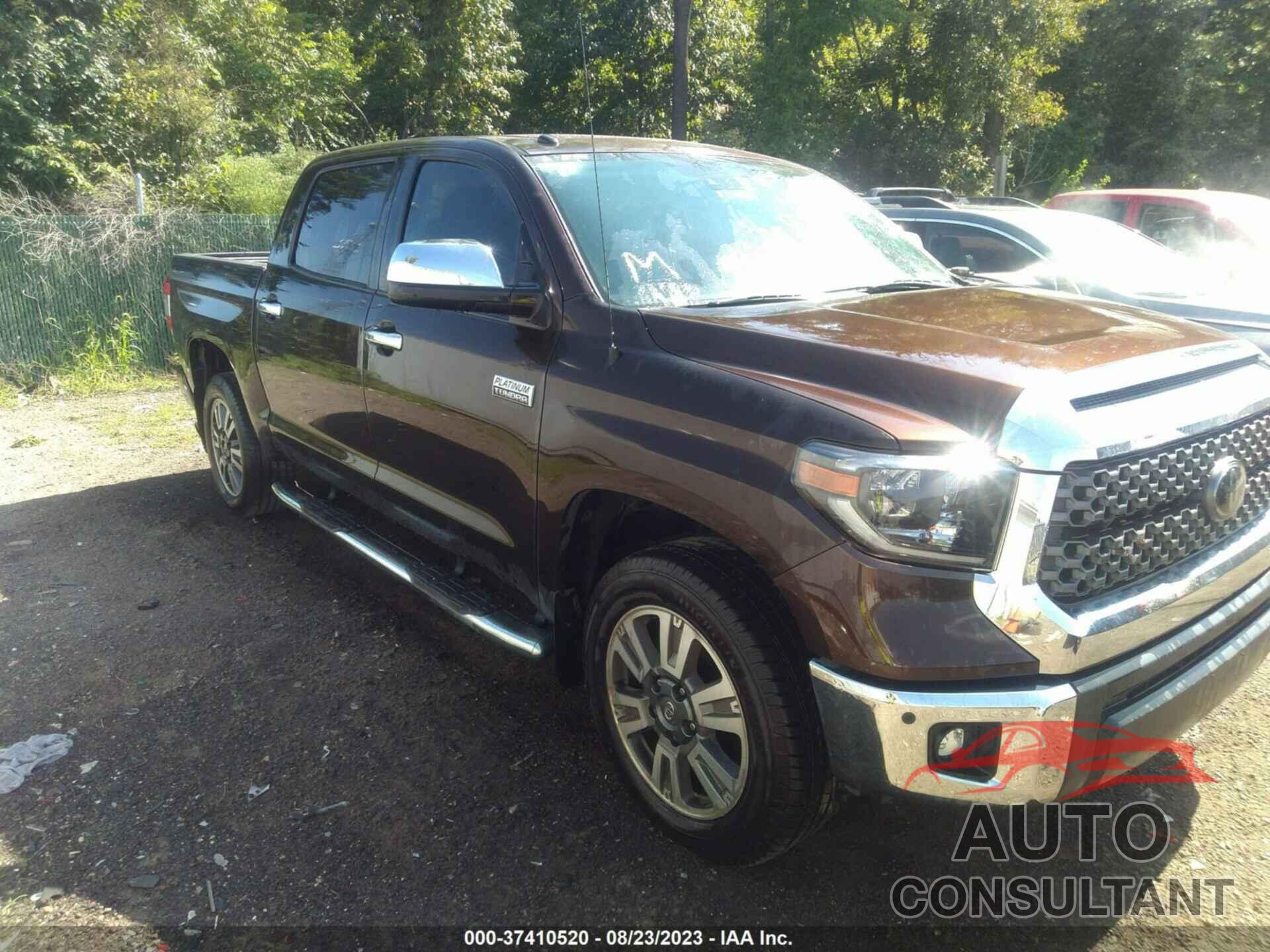 TOYOTA TUNDRA 2019 - 5TFDY5F17KX818908