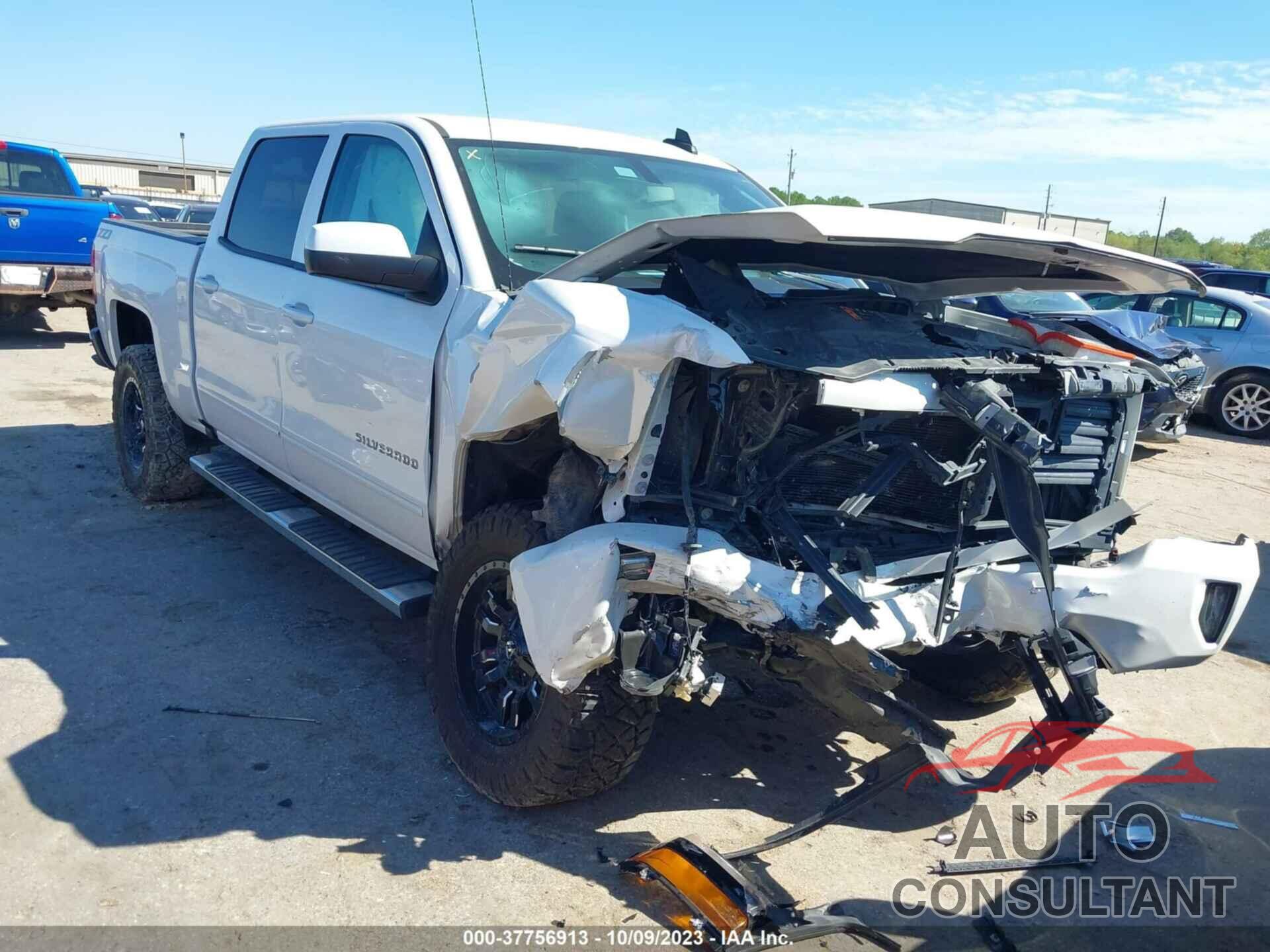CHEVROLET SILVERADO 1500 2018 - 3GCUKREC9JG391603