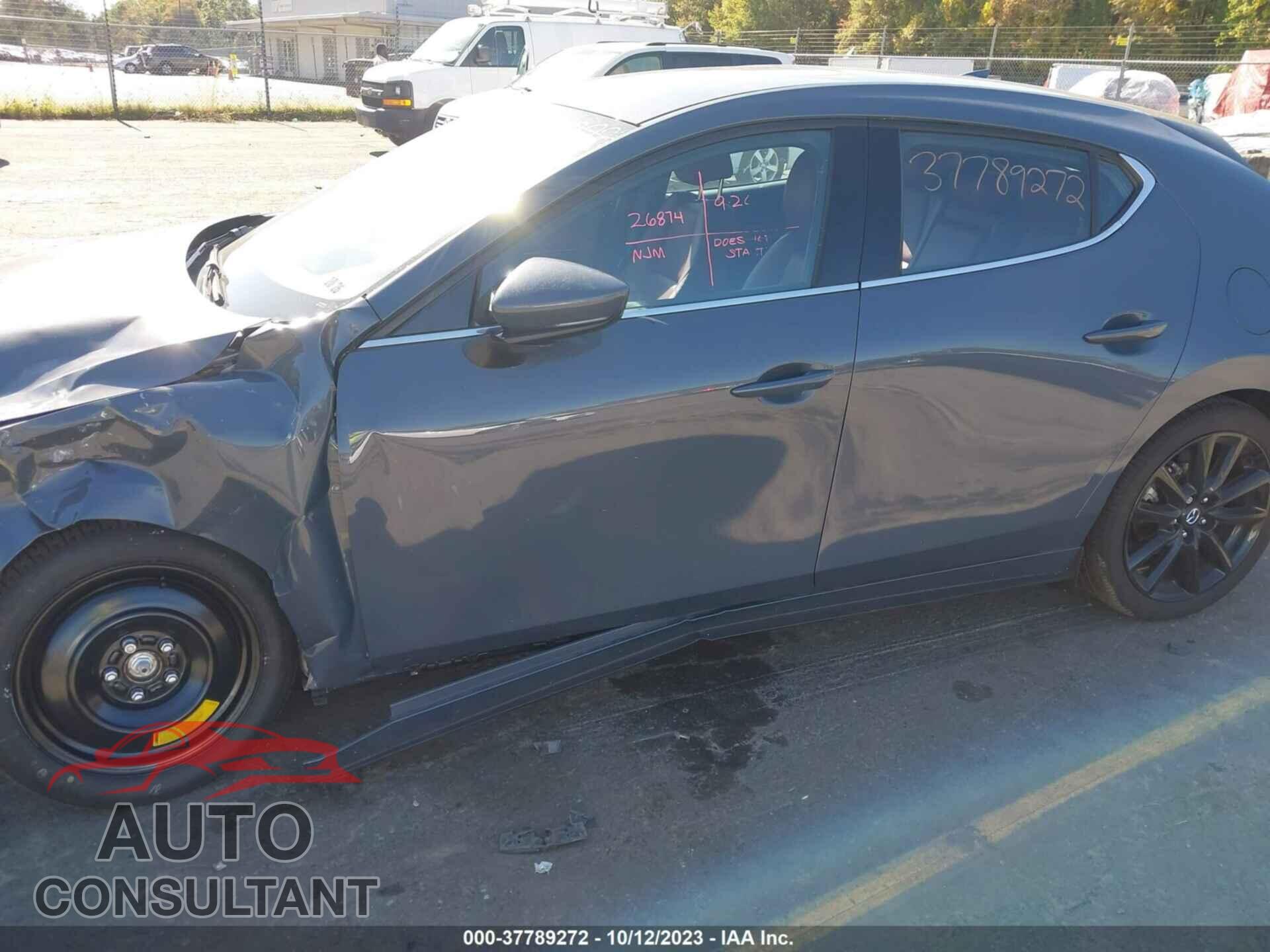 MAZDA MAZDA3 HATCHBACK 2021 - JM1BPBML1M1401898