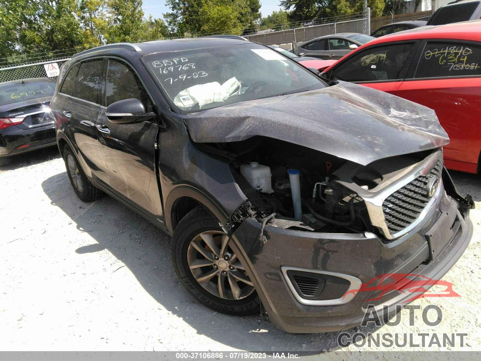 KIA SORENTO 2016 - 5XYPGDA37GG169768