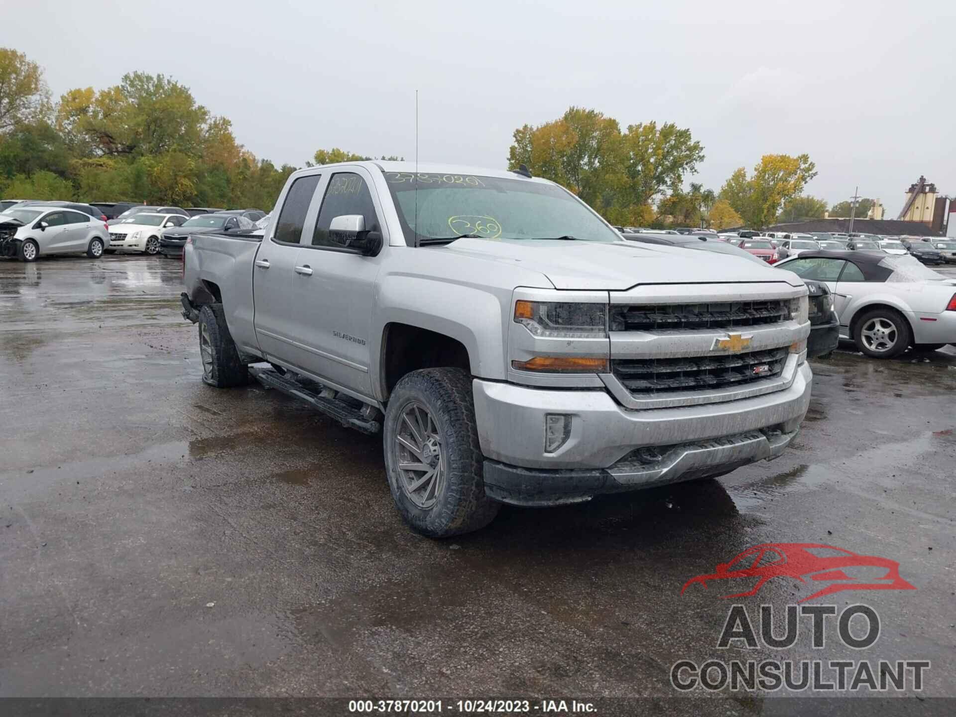 CHEVROLET SILVERADO 1500 2017 - 1GCVKREC4HZ154435