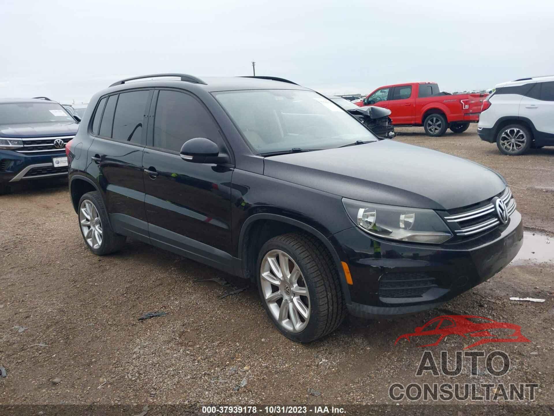 VOLKSWAGEN TIGUAN 2016 - WVGAV7AX1GW519667