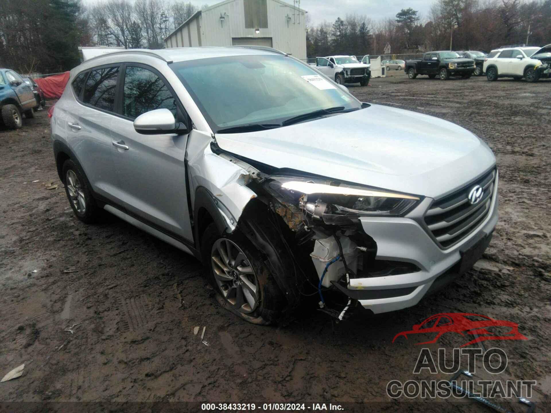 HYUNDAI TUCSON 2018 - KM8J3CA43JU736564