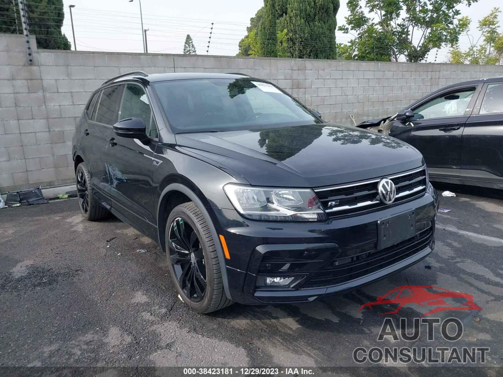 VOLKSWAGEN TIGUAN 2021 - 3VV2B7AX0MM122868