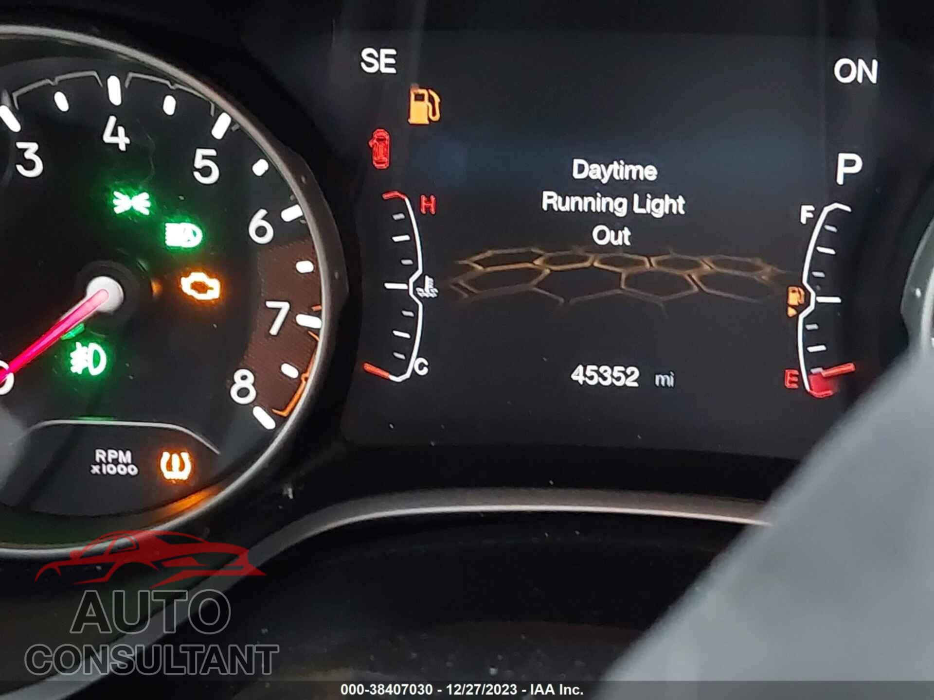 JEEP COMPASS 2021 - 3C4NJDCB2MT520734