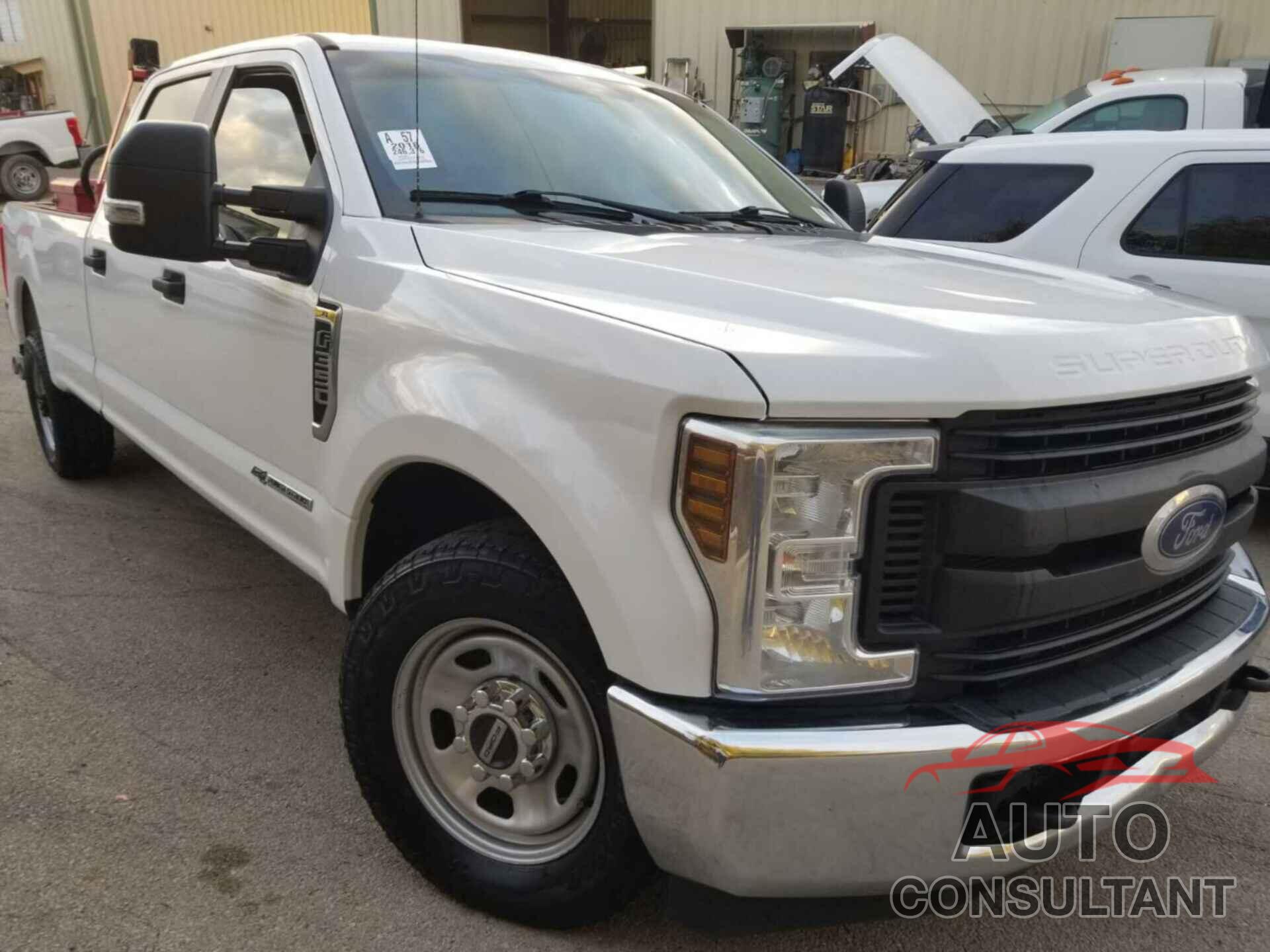 FORD SUPER DUTY F-350 SRW 2018 - 1FT7W3ATXJEC48476