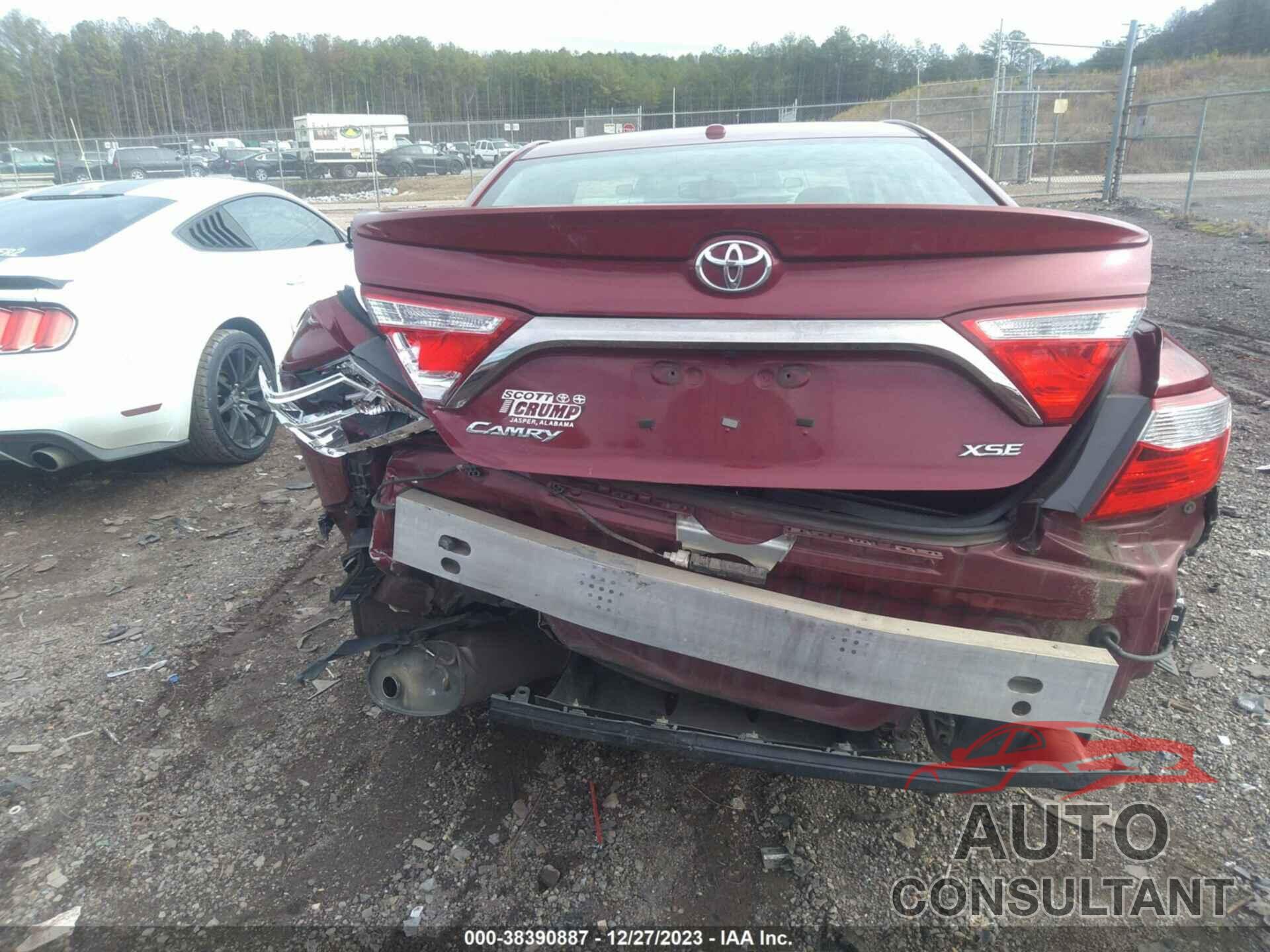 TOYOTA CAMRY 2016 - 4T1BK1FK8GU574619