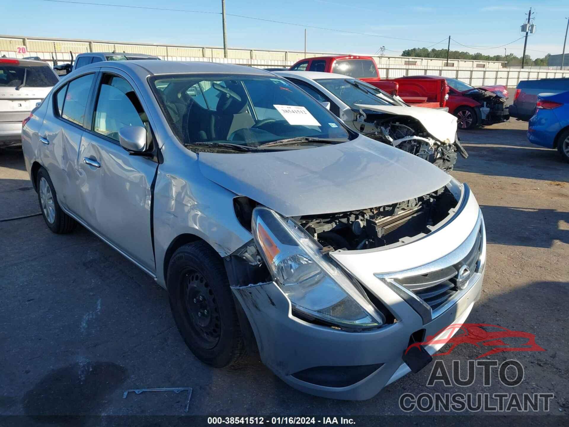 NISSAN VERSA 2017 - 3N1CN7AP1HK417346