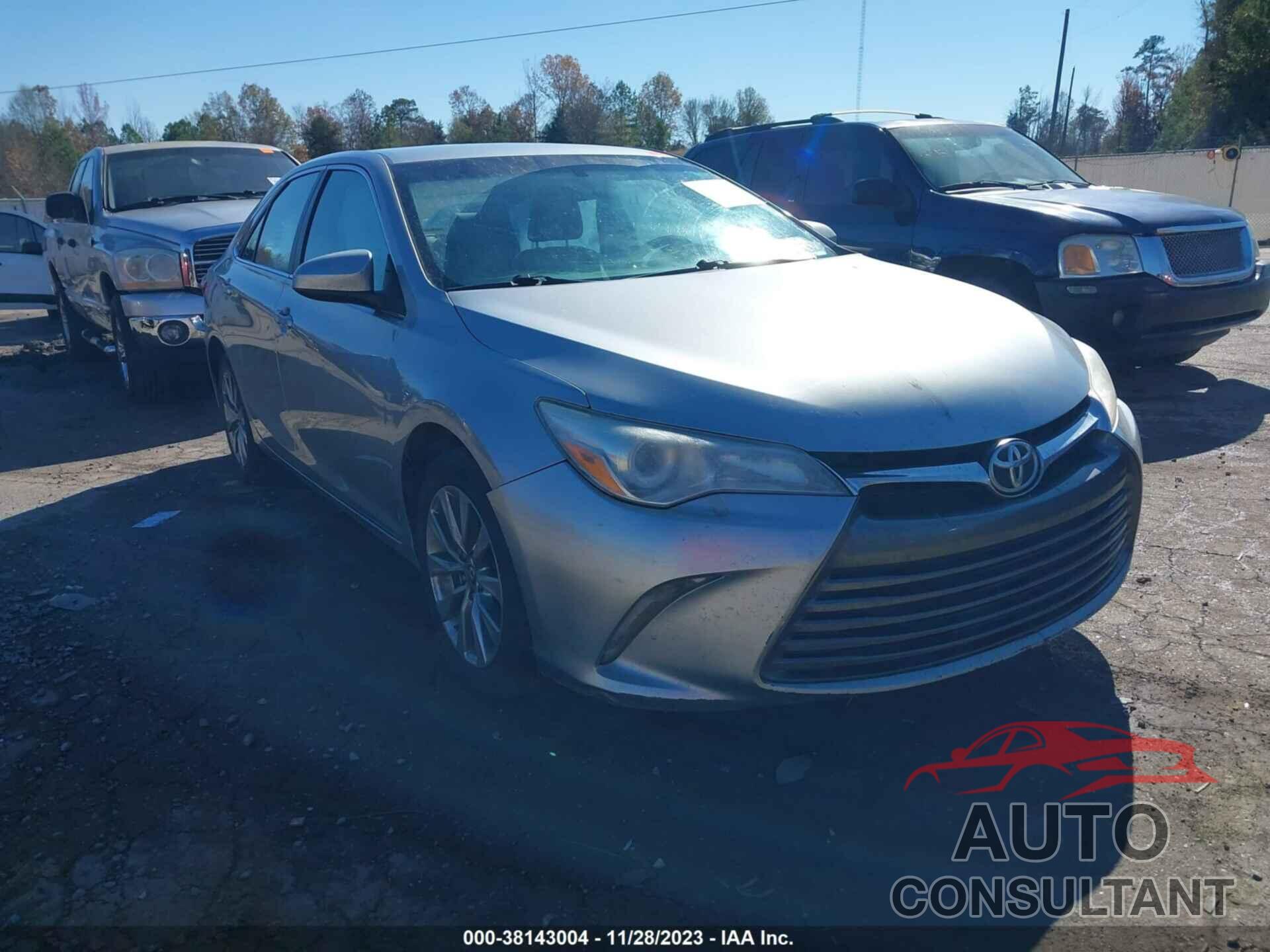 TOYOTA CAMRY 2015 - 4T4BF1FK2FR481796