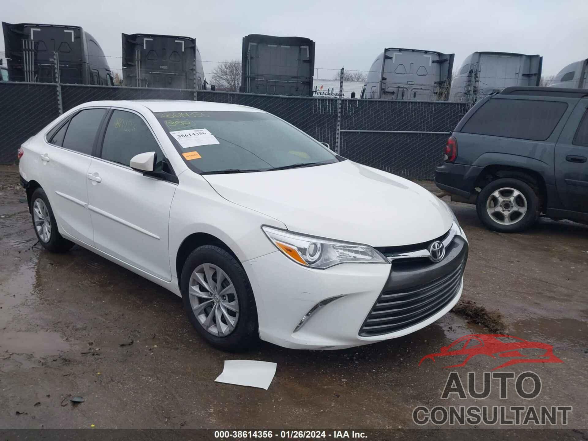TOYOTA CAMRY 2016 - 4T4BF1FK6GR554475