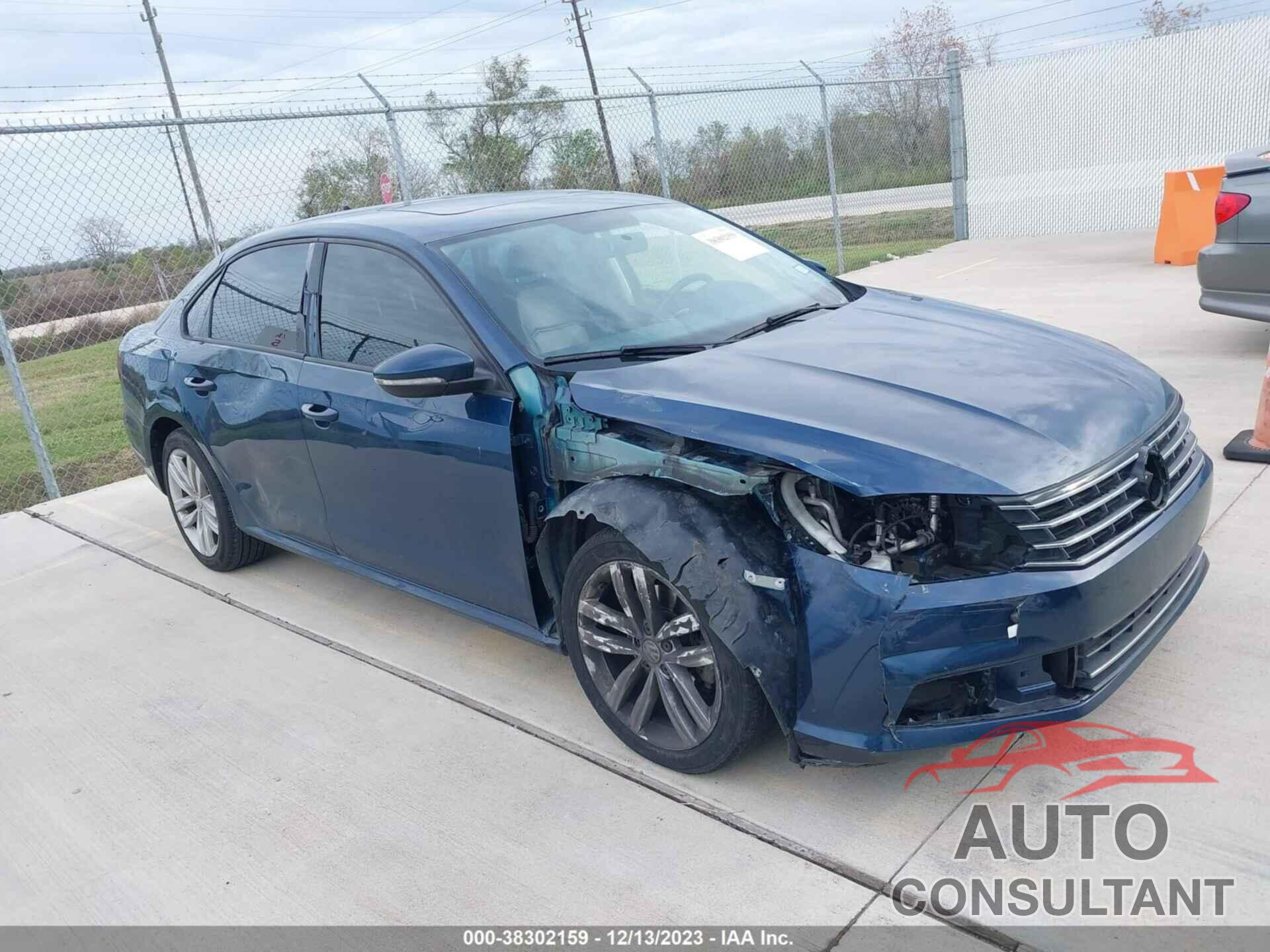 VOLKSWAGEN PASSAT 2019 - 1VWLA7A32KC011902