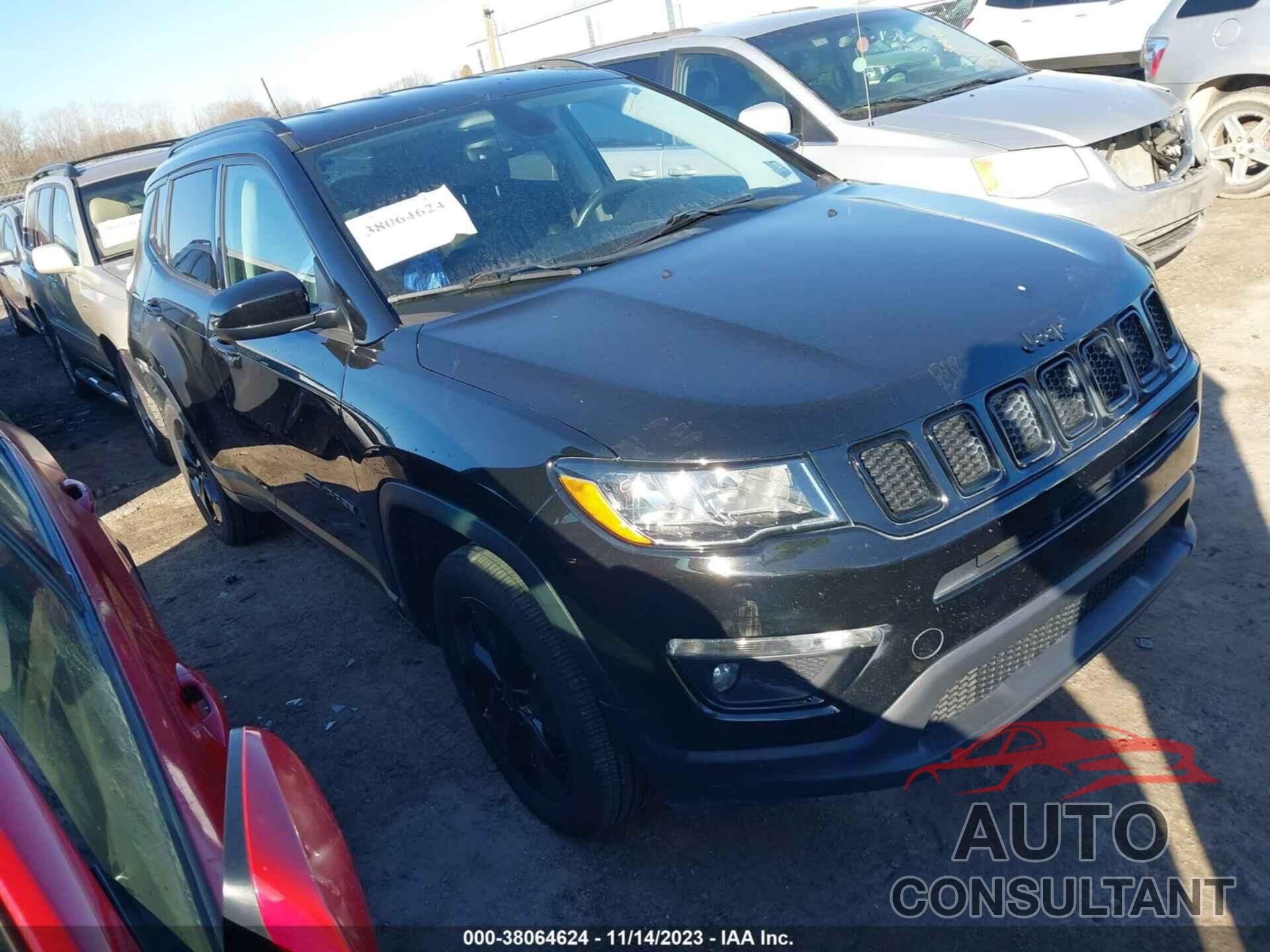 JEEP COMPASS 2018 - 3C4NJDBB8JT395557