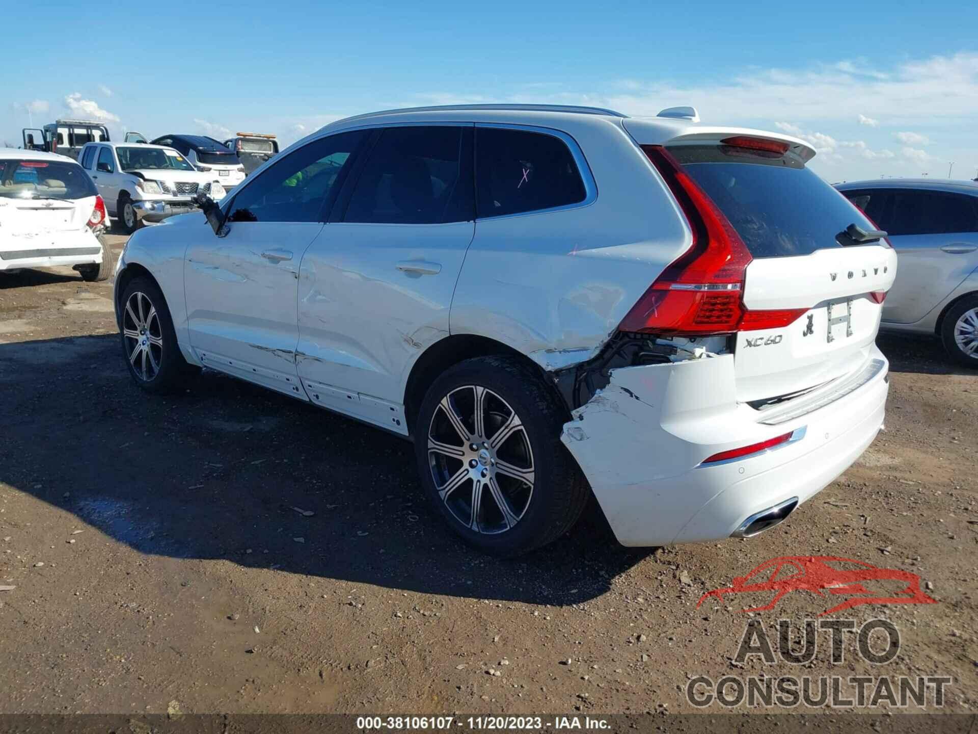 VOLVO XC60 2021 - YV4102DL1M1695218