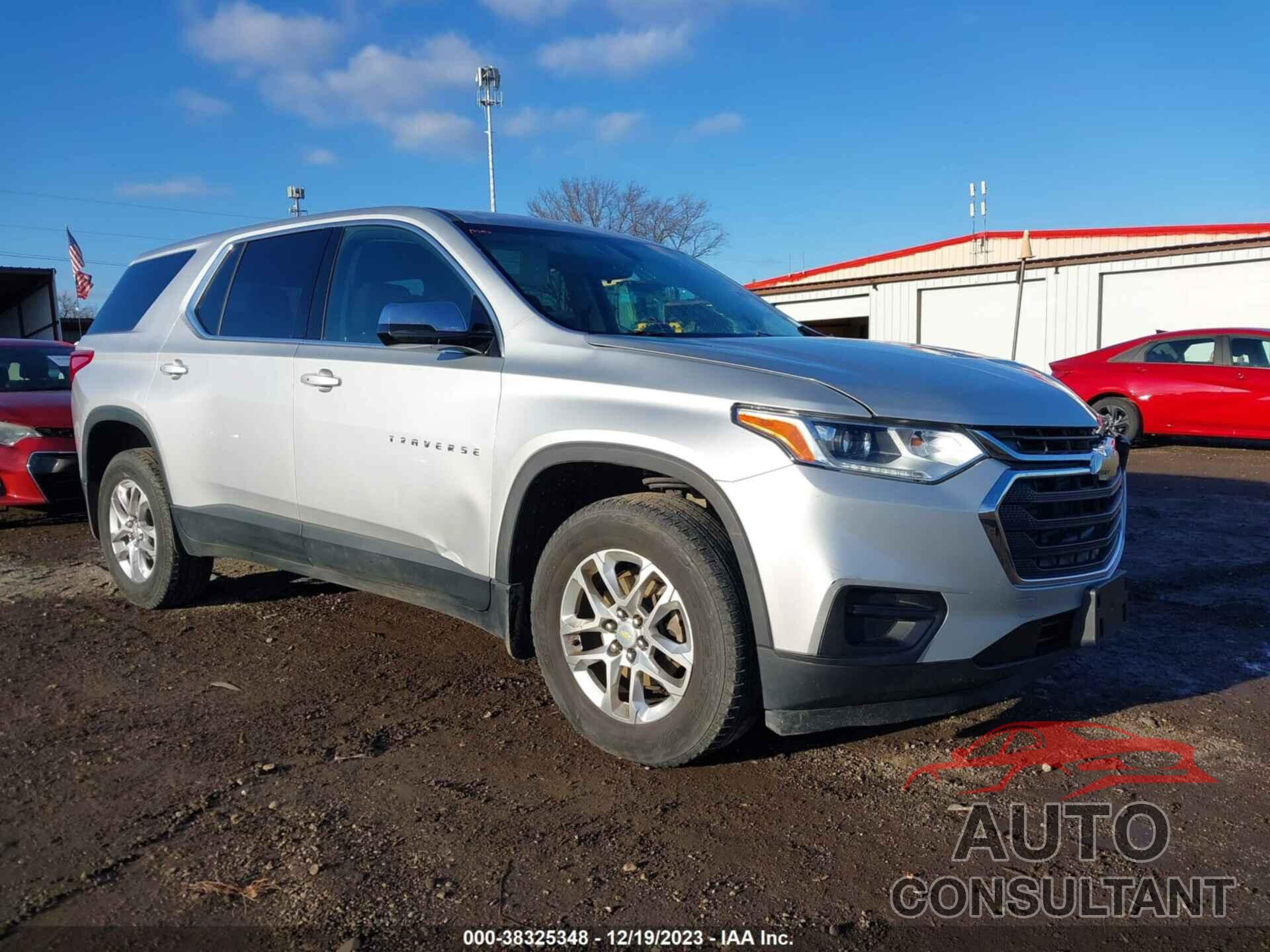 CHEVROLET TRAVERSE 2018 - 1GNERFKW3JJ109796