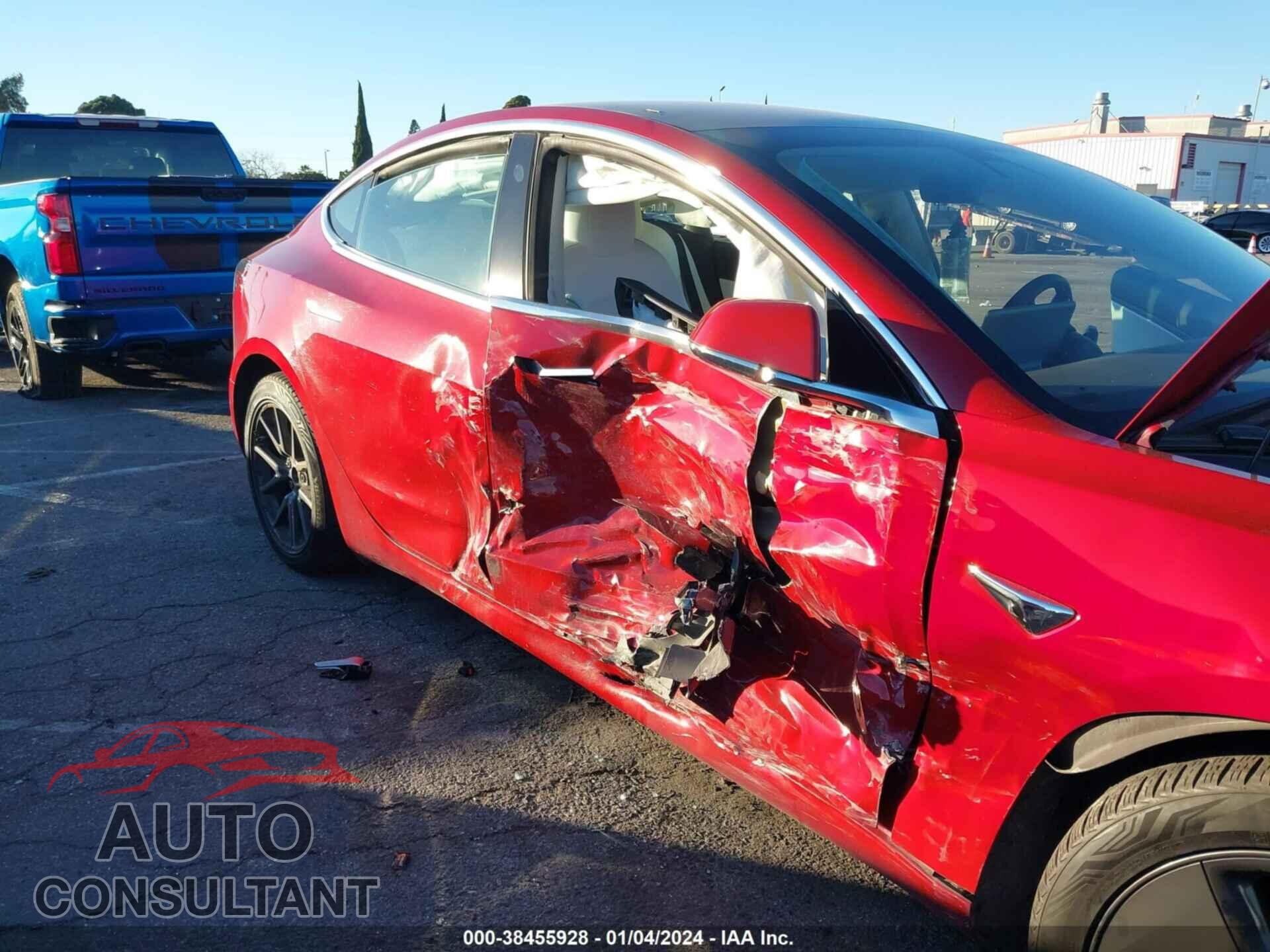TESLA MODEL 3 2019 - 5YJ3E1EB2KF450476