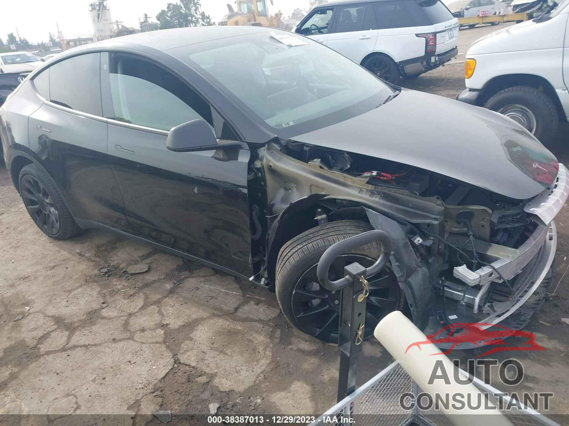 TESLA MODEL Y 2021 - 5YJYGDEE0MF067649