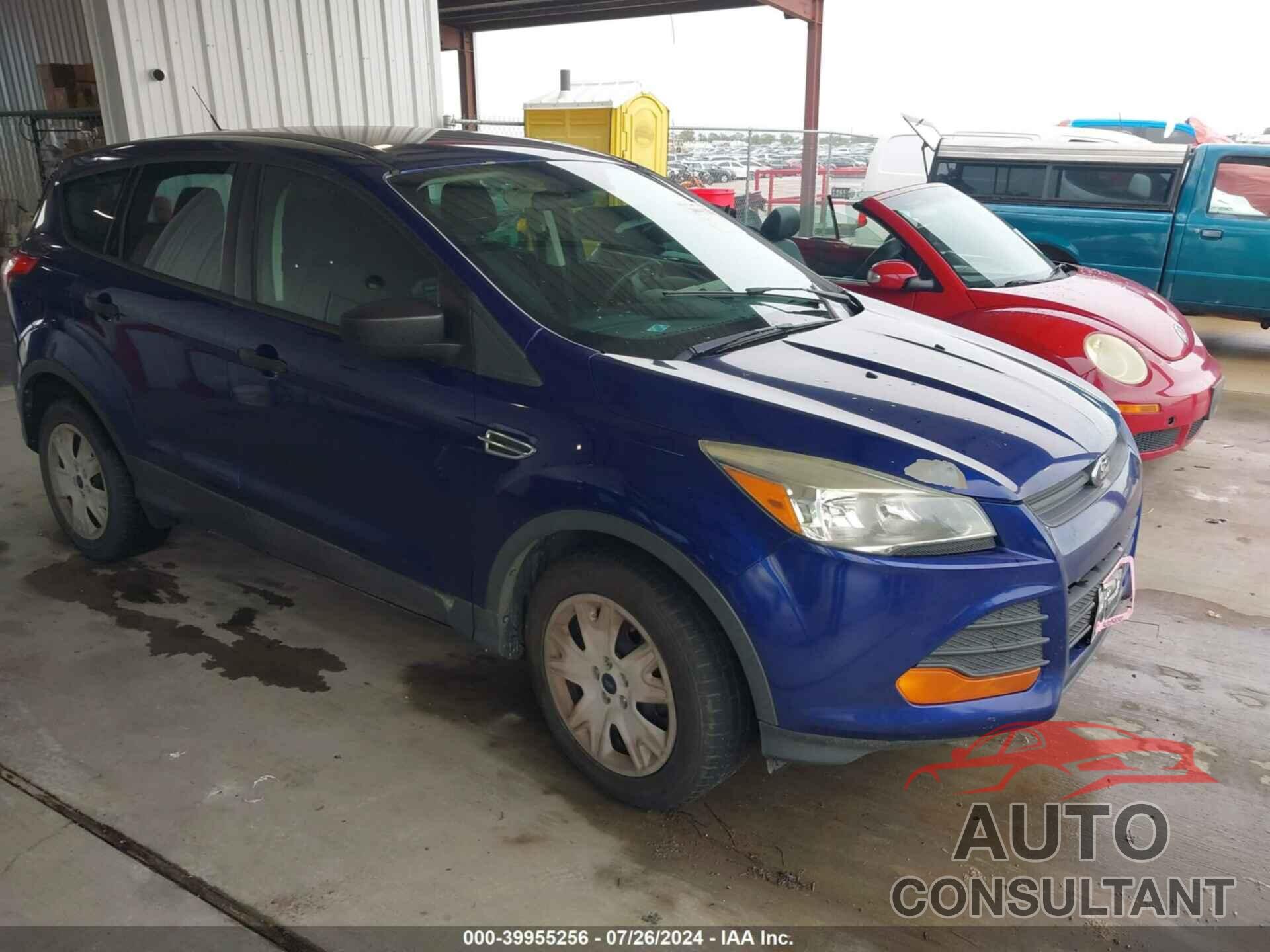 FORD ESCAPE 2016 - 1FMCU0F70GUC41531