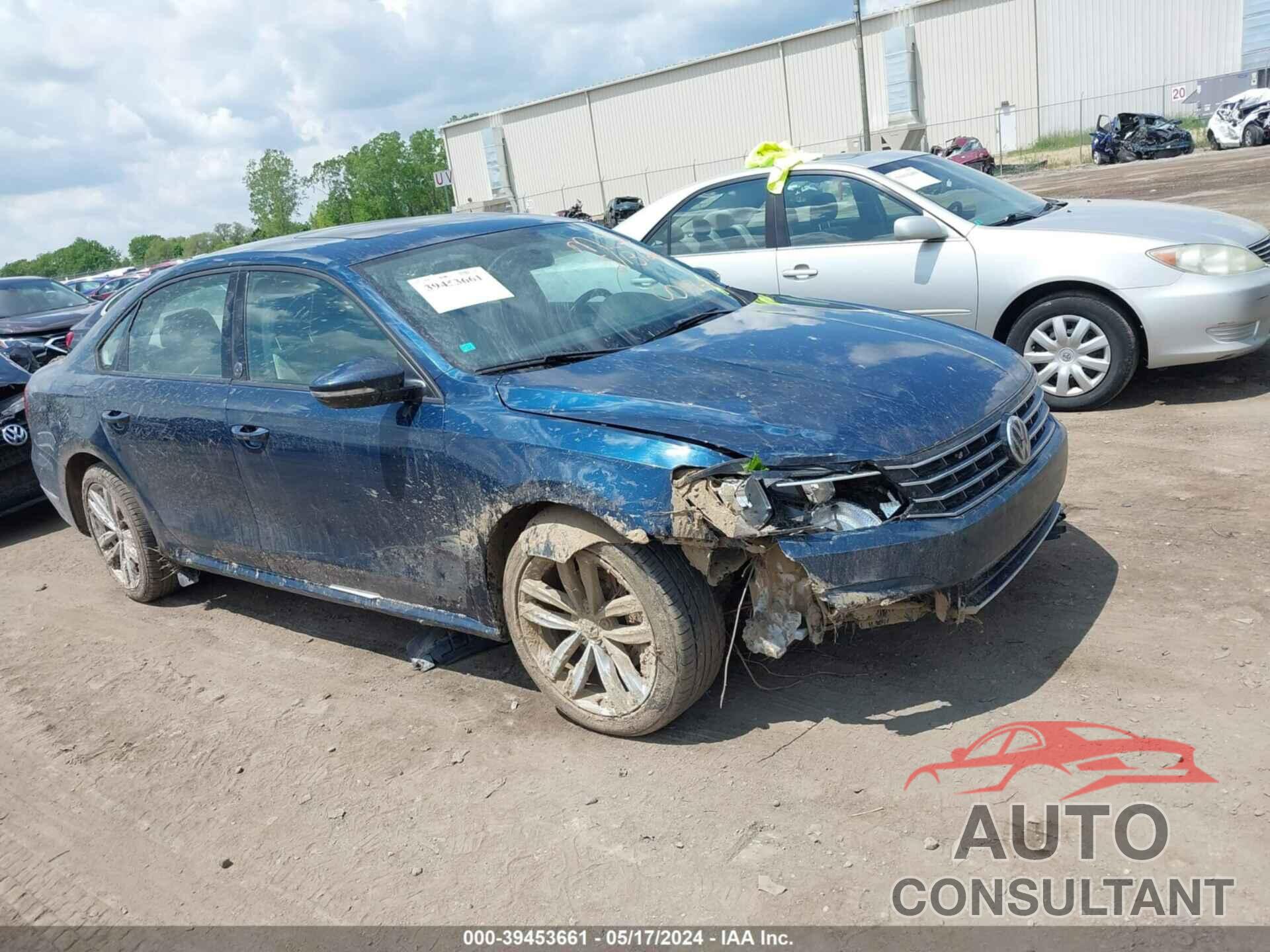 VOLKSWAGEN PASSAT 2019 - 1VWLA7A37KC009742