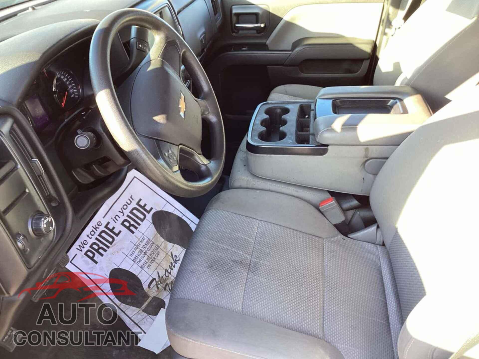 CHEVROLET SILVERADO 2018 - 1GCRCNEH1JZ369148