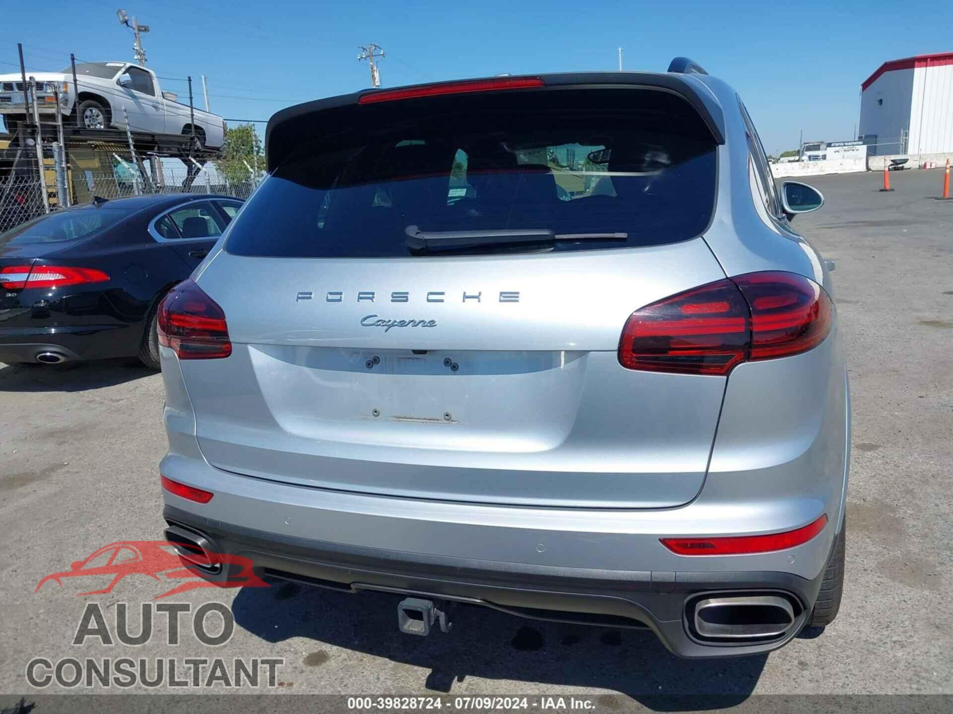 PORSCHE CAYENNE 2017 - WP1AA2A27HKA87651