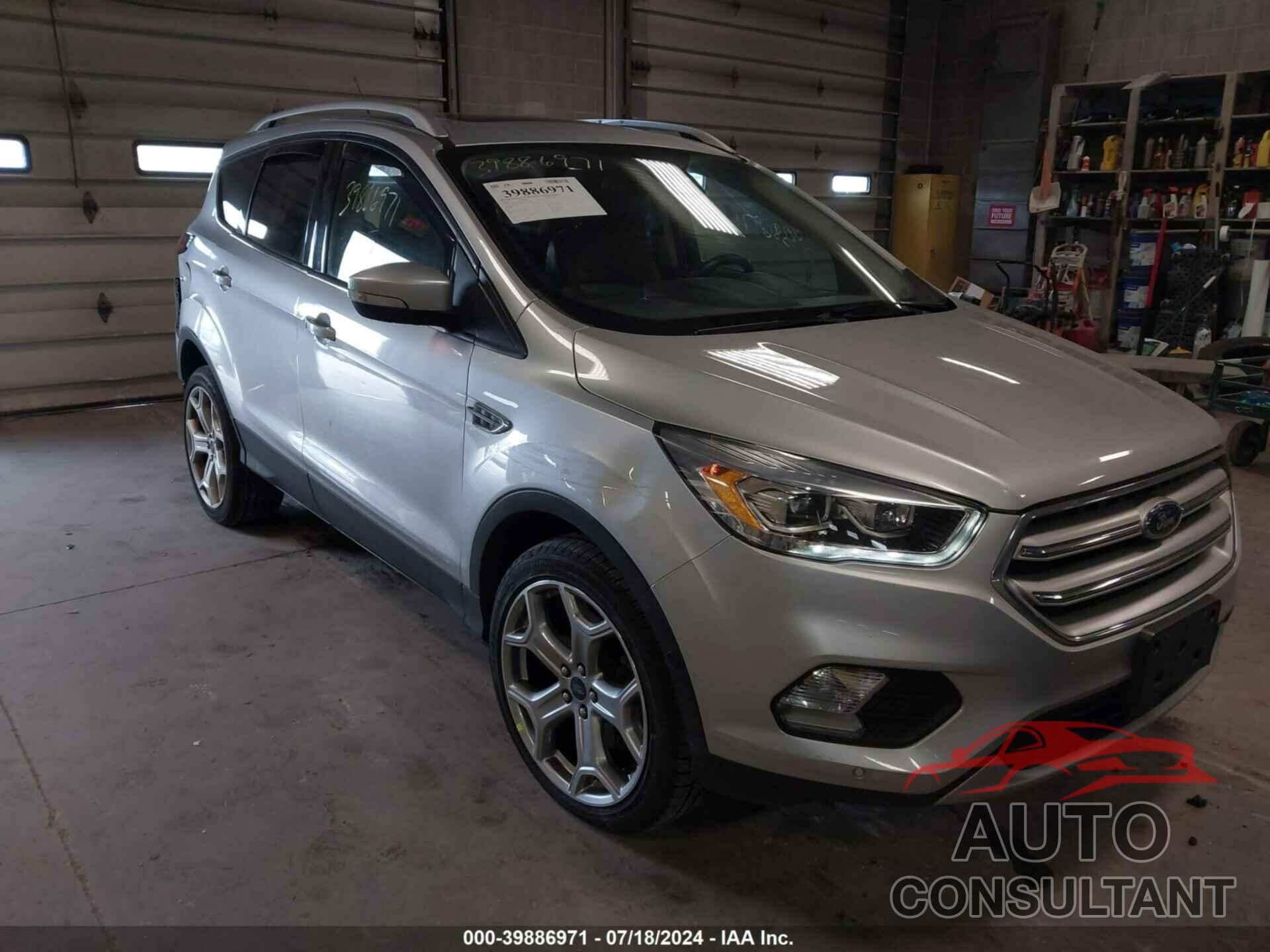 FORD ESCAPE 2019 - 1FMCU9J98KUA31720