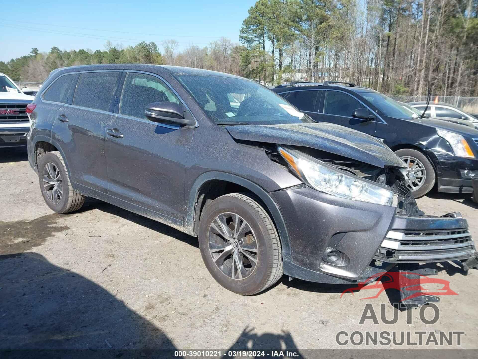 TOYOTA HIGHLANDER 2019 - 5TDZARFH3KS045567