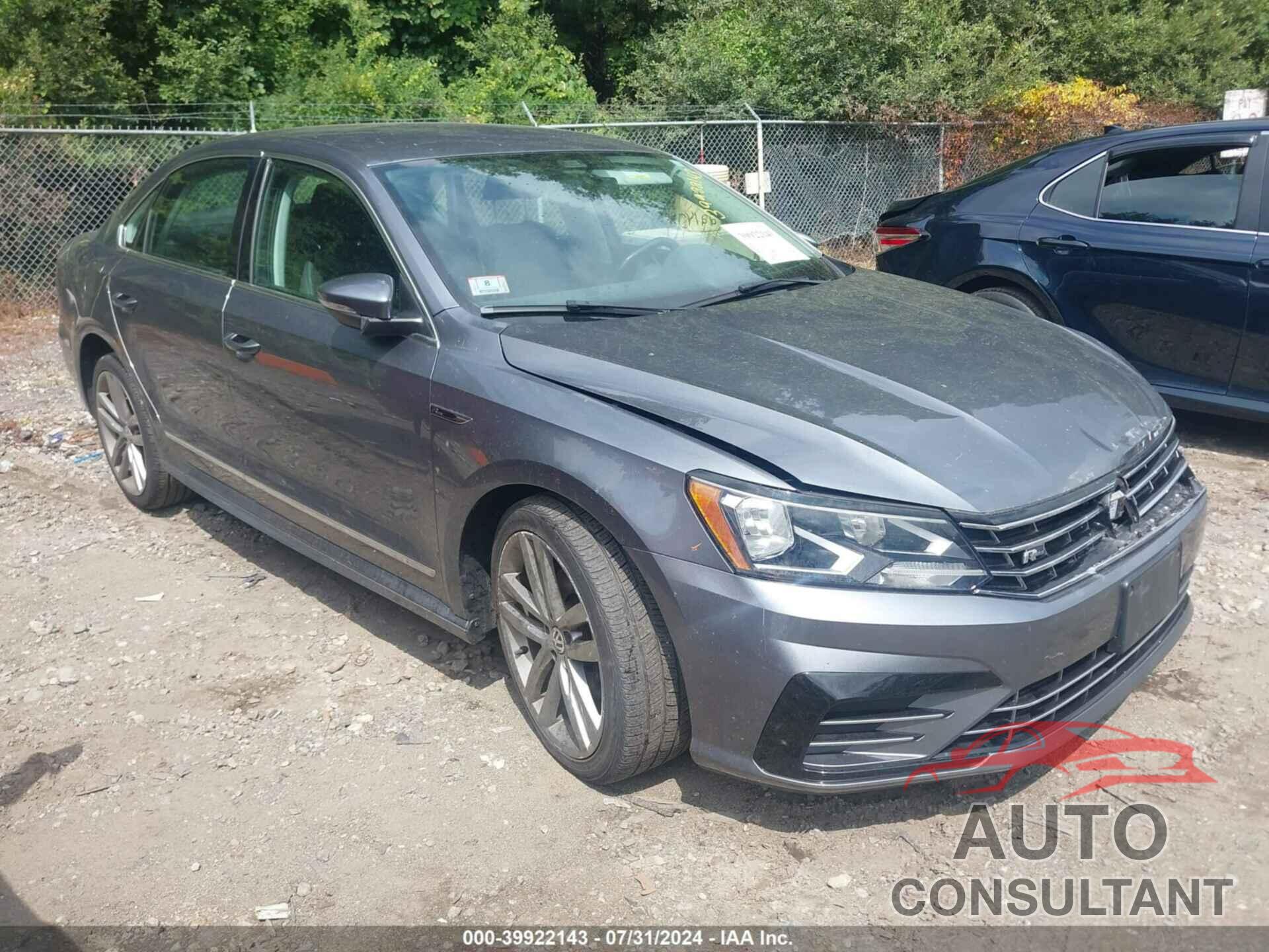 VOLKSWAGEN PASSAT 2017 - 1VWDT7A35HC000447