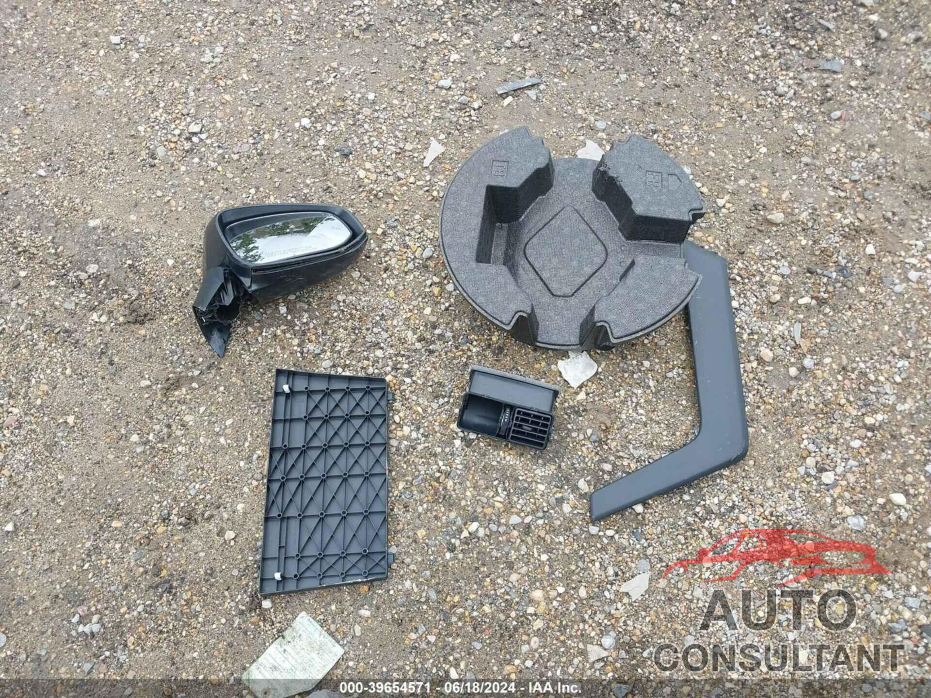 TOYOTA RAV4 2023 - 2T3C1RFV9PC217278