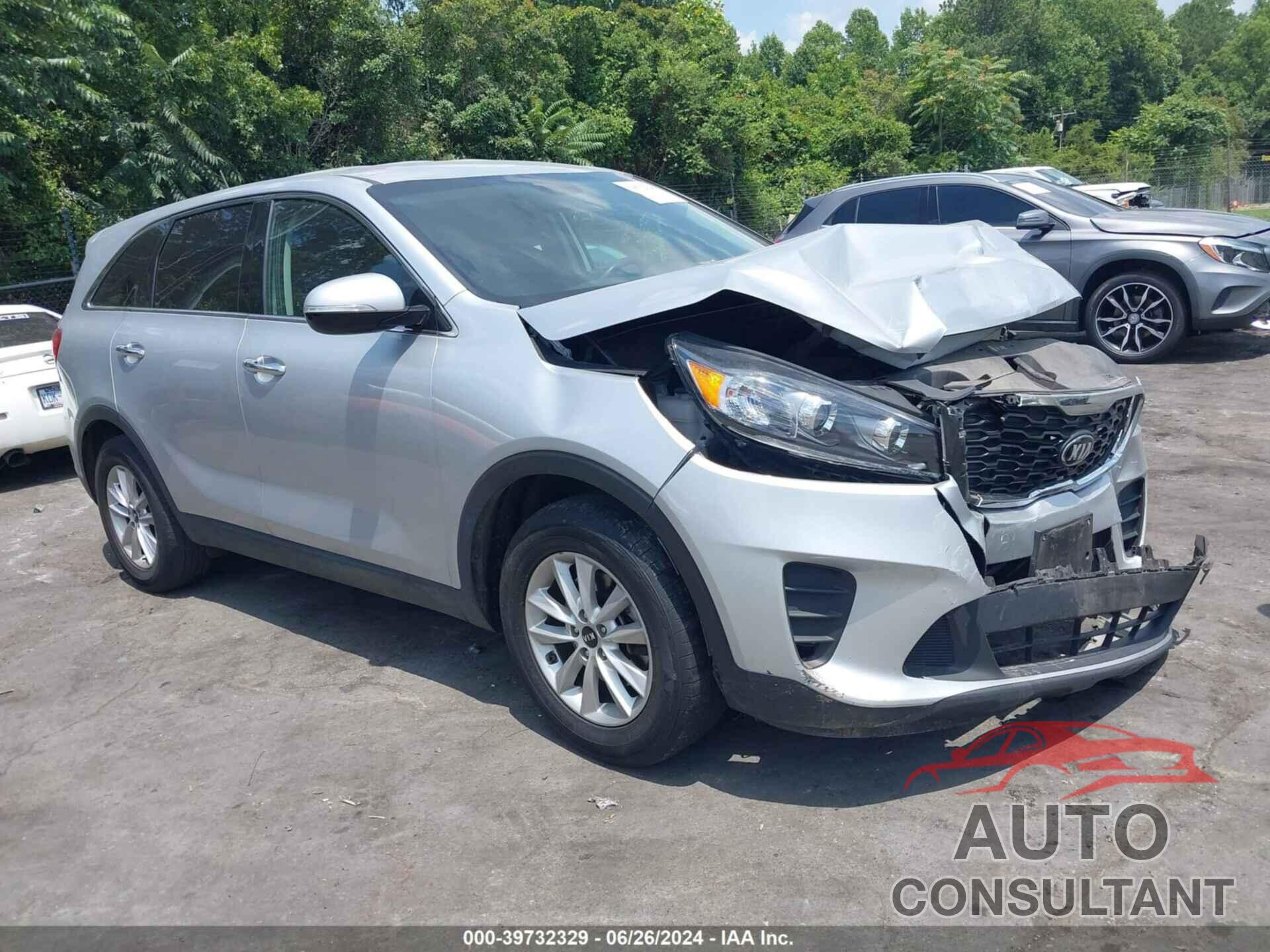 KIA SORENTO 2019 - 5XYPG4A32KG577748