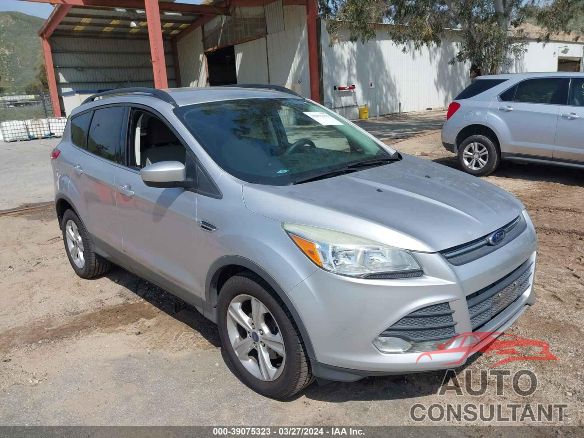 FORD ESCAPE 2016 - 1FMCU0GX2GUA84972