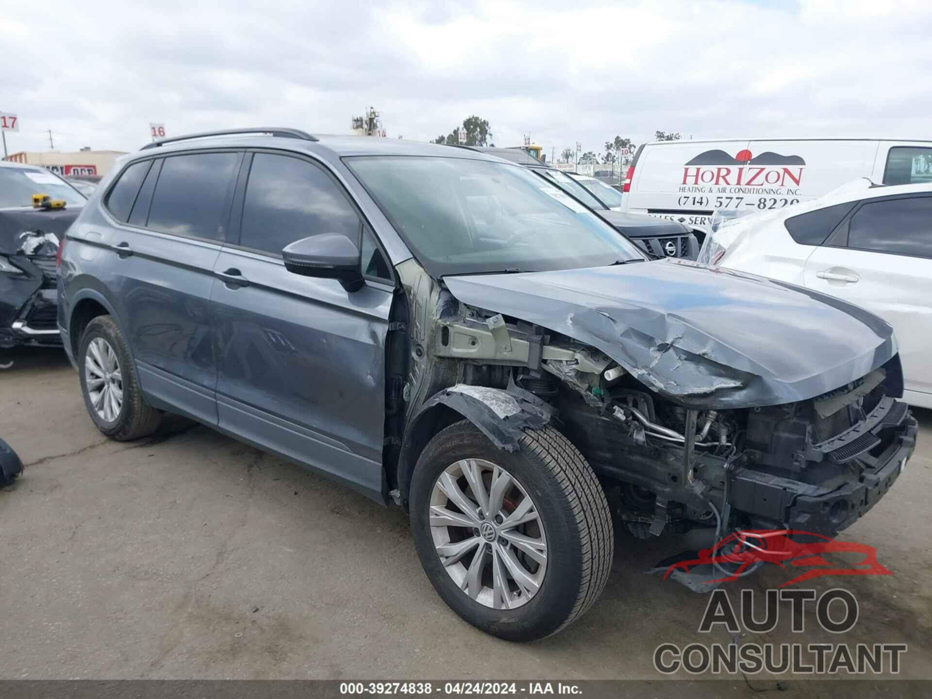 VOLKSWAGEN TIGUAN 2018 - 3VV1B7AX2JM054743