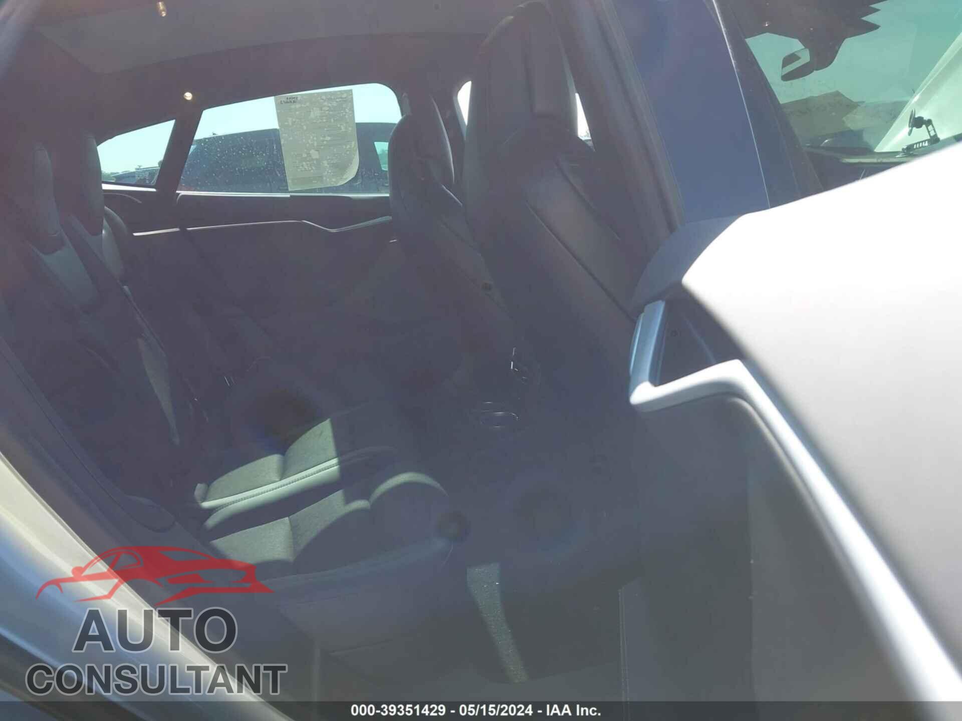 TESLA MODEL S 2018 - 5YJSA1E21JF252364