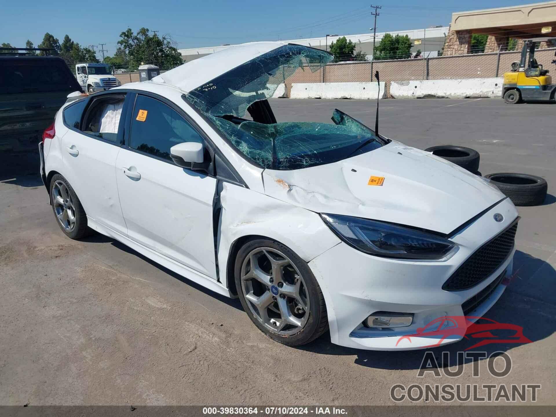 FORD FOCUS ST 2017 - 1FADP3L90HL214916