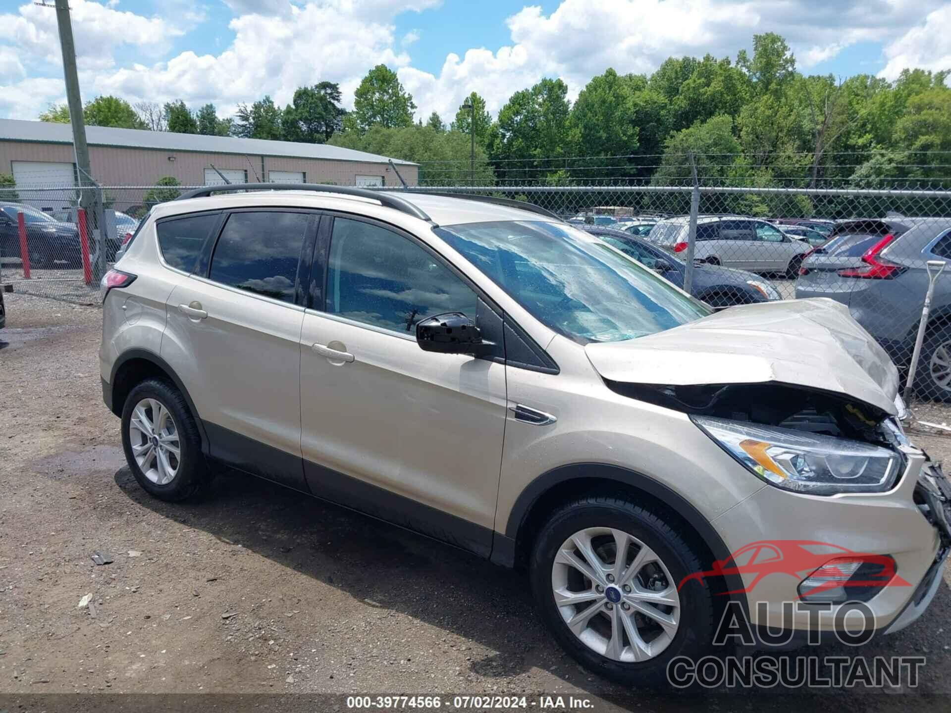 FORD ESCAPE 2018 - 1FMCU0HD6JUC31533