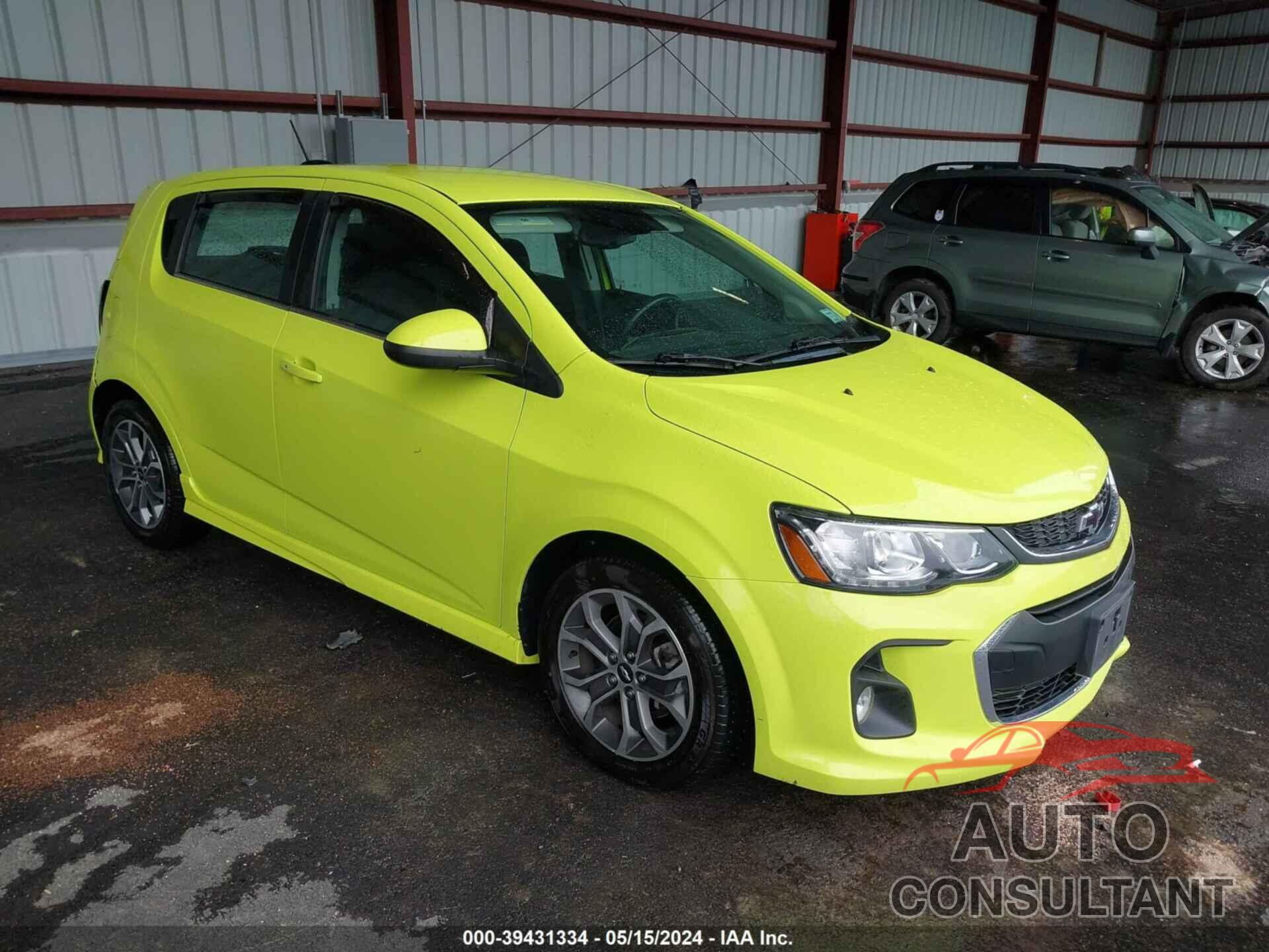 CHEVROLET SONIC 2019 - 1G1JD6SB8K4105822