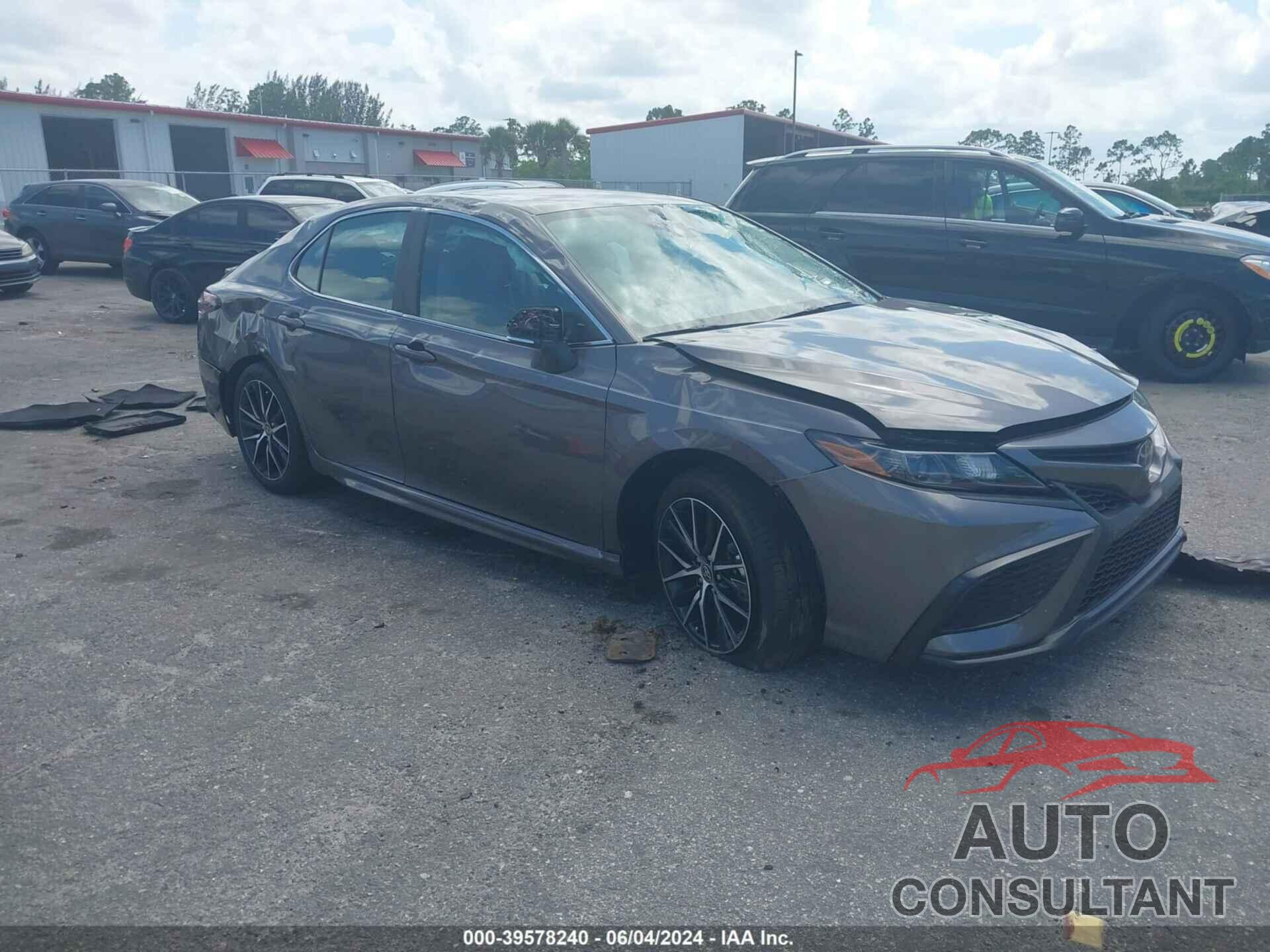 TOYOTA CAMRY 2024 - 4T1T11AK3RU918584