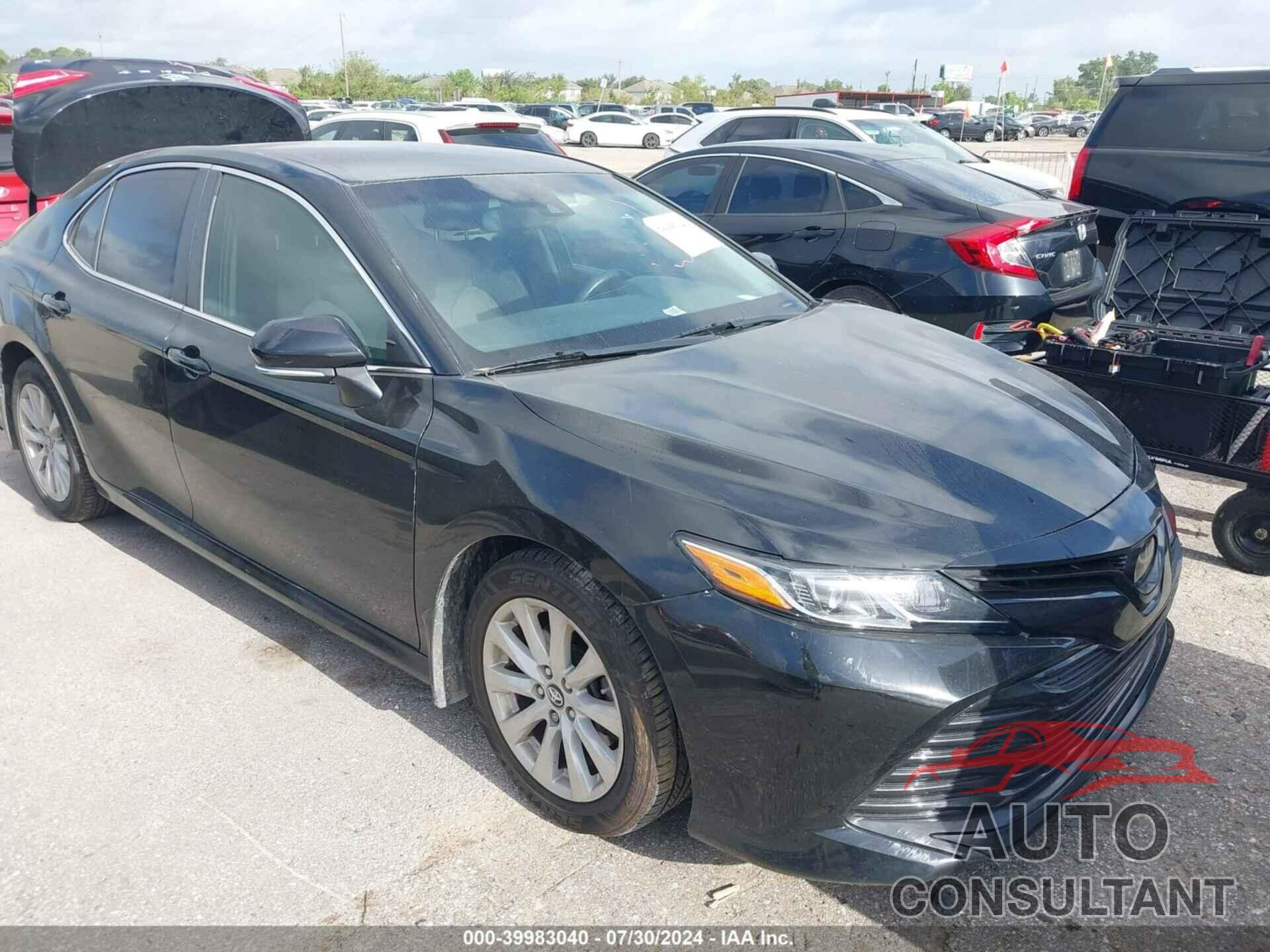 TOYOTA CAMRY 2018 - 4T1B11HK7JU597526