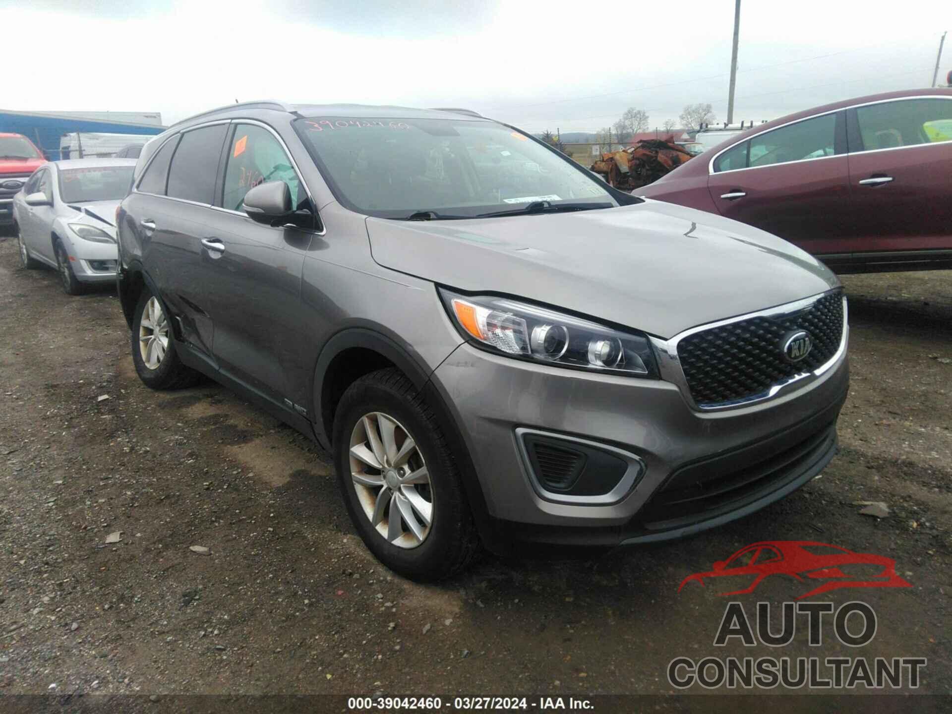 KIA SORENTO 2017 - 5XYPGDA50HG275983