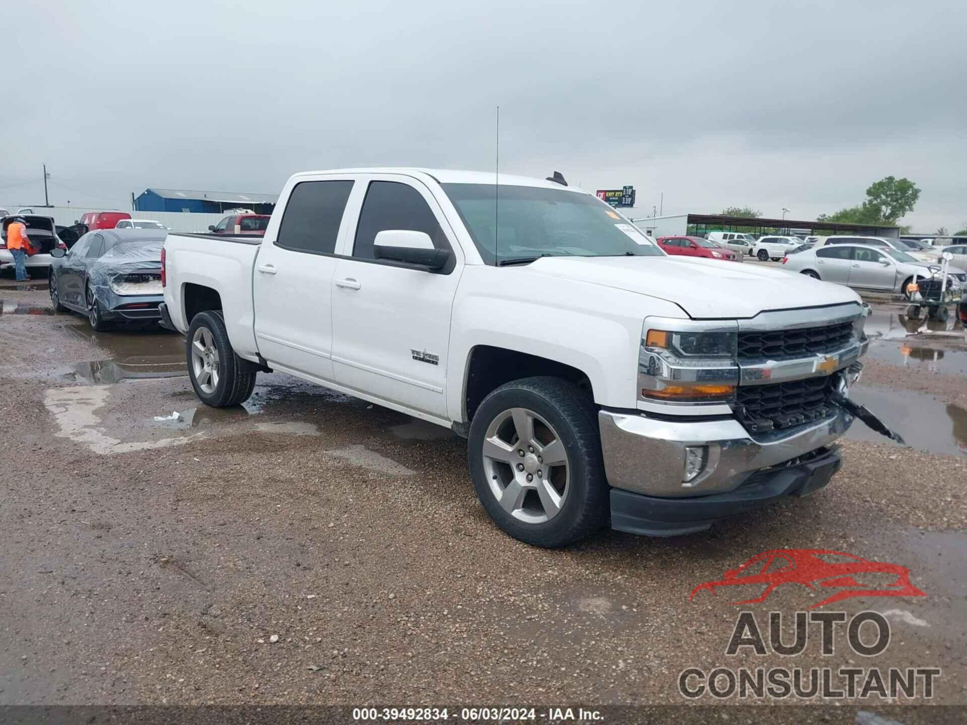 CHEVROLET SILVERADO 1500 2018 - 3GCPCREC1JG374126