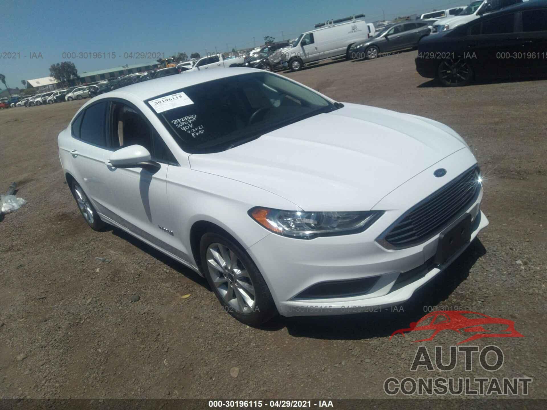 FORD FUSION 2017 - 3FA6P0UU7HR119782