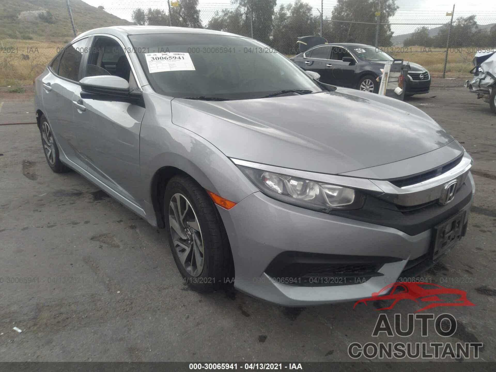 HONDA CIVIC SEDAN 2016 - 2HGFC2F72GH565584