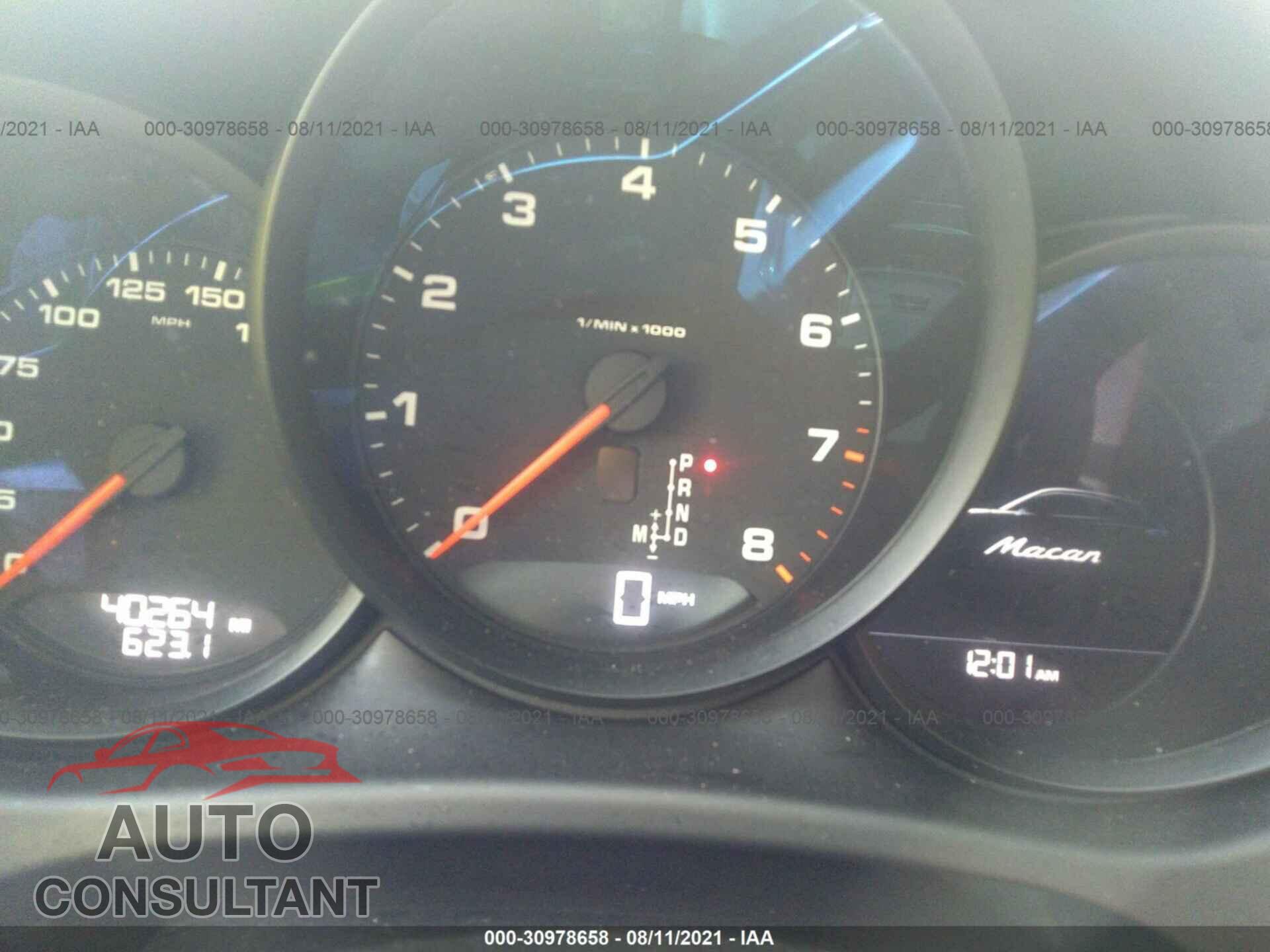 PORSCHE MACAN 2017 - WP1AA2A5XHLB81933