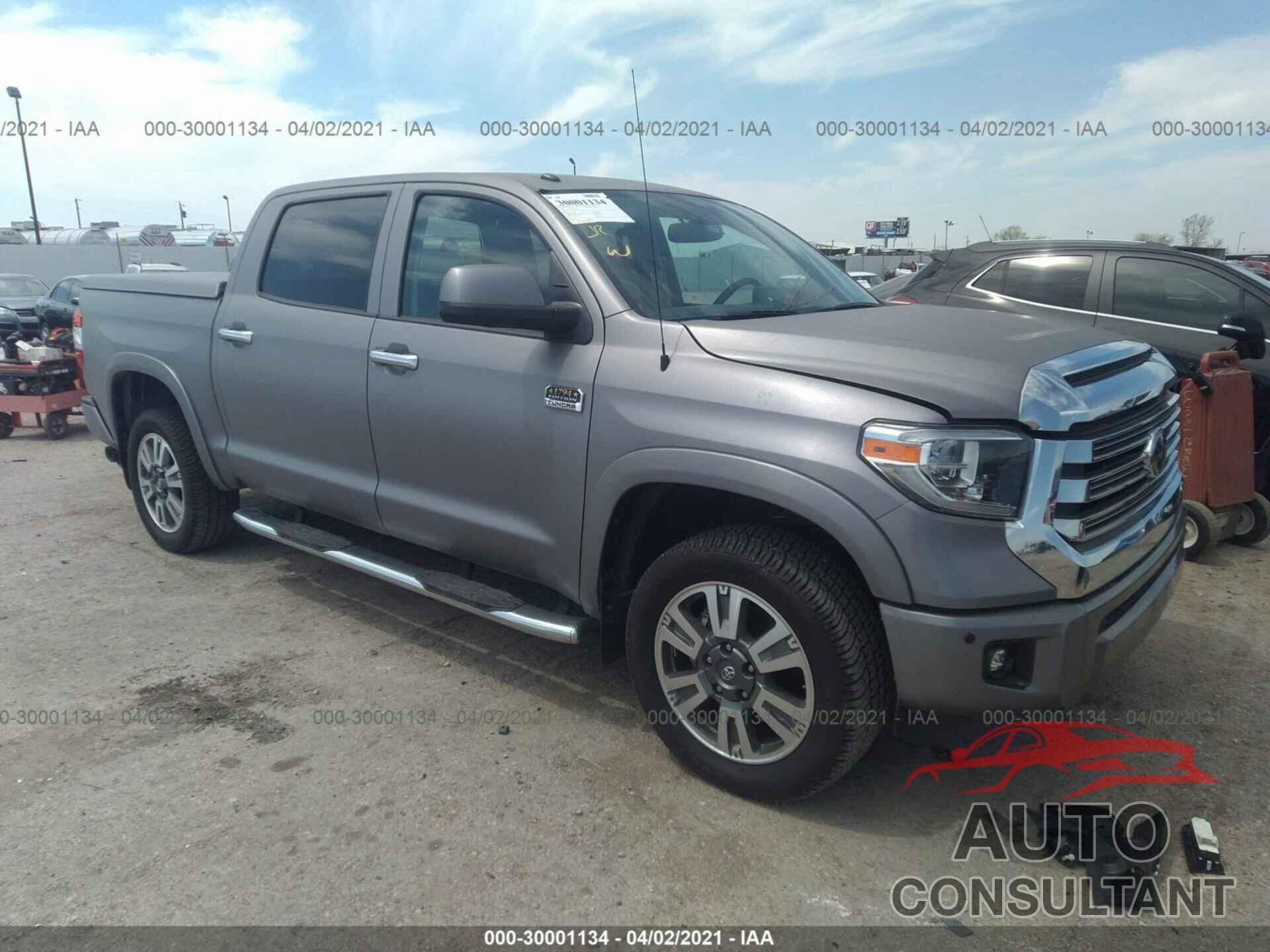 TOYOTA TUNDRA 4WD 2018 - 5TFAW5F19JX736881