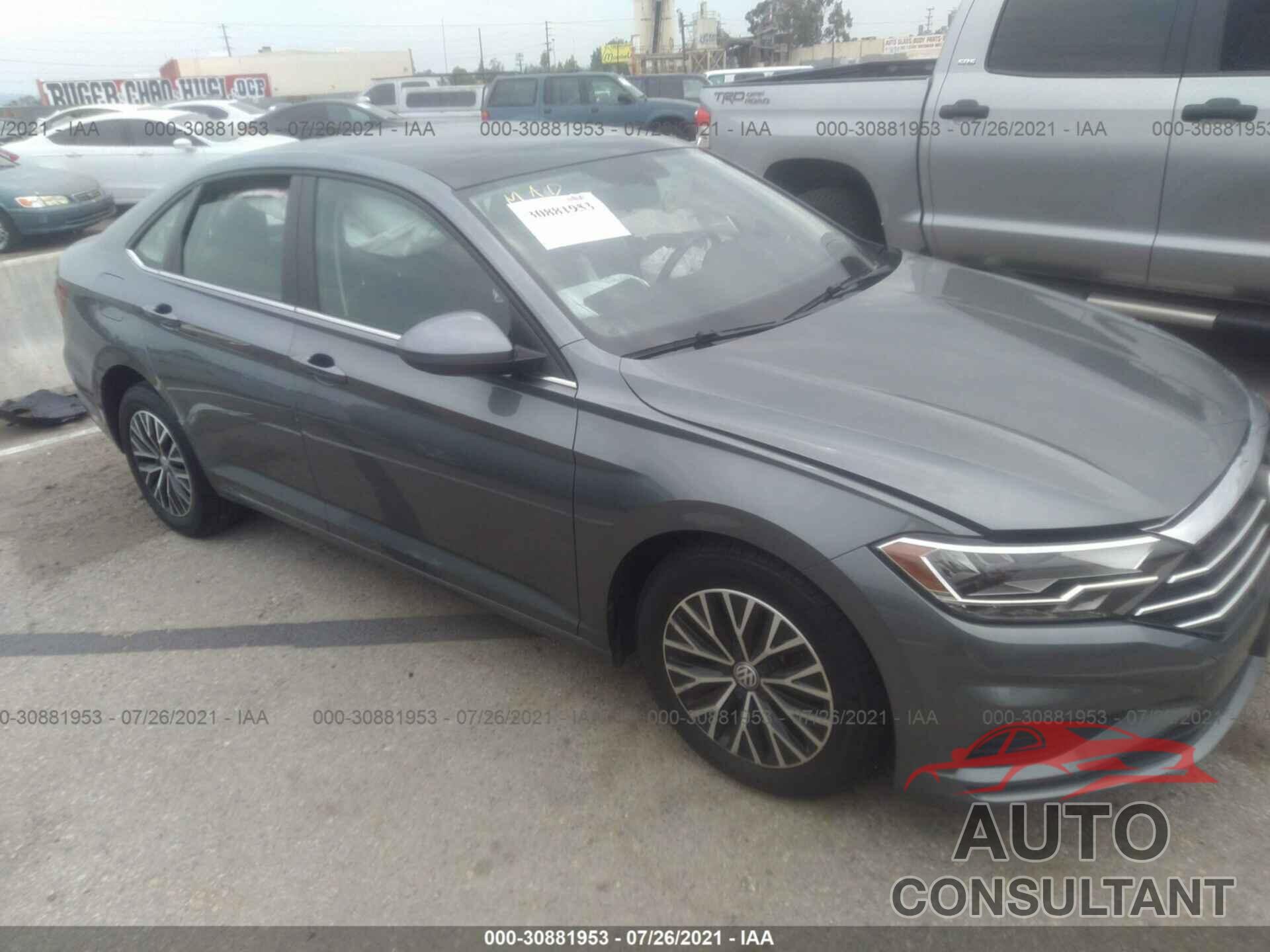 VOLKSWAGEN JETTA 2019 - 3VWC57BU2KM124792