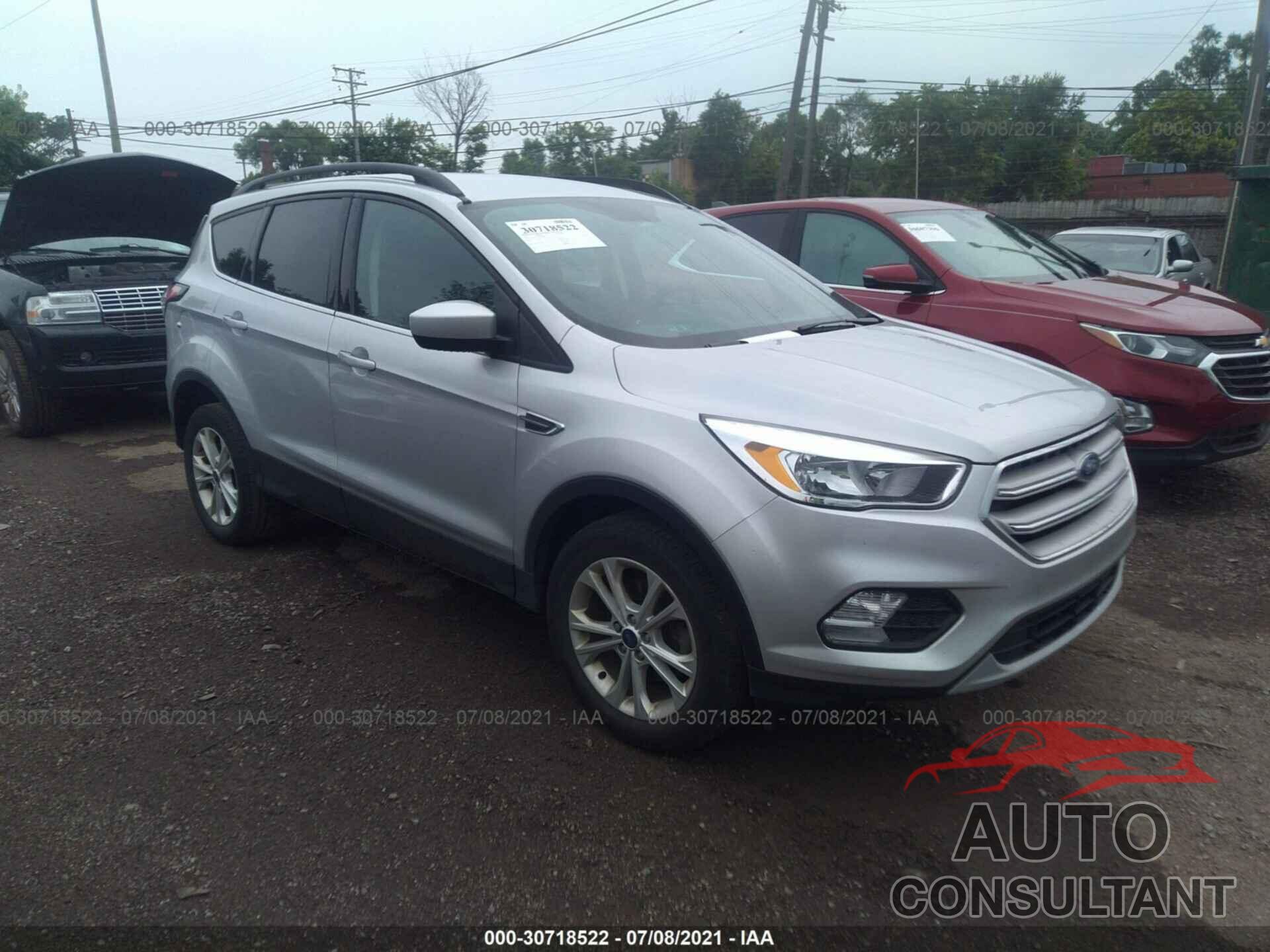 FORD ESCAPE 2018 - 1FMCU0GD2JUC58066