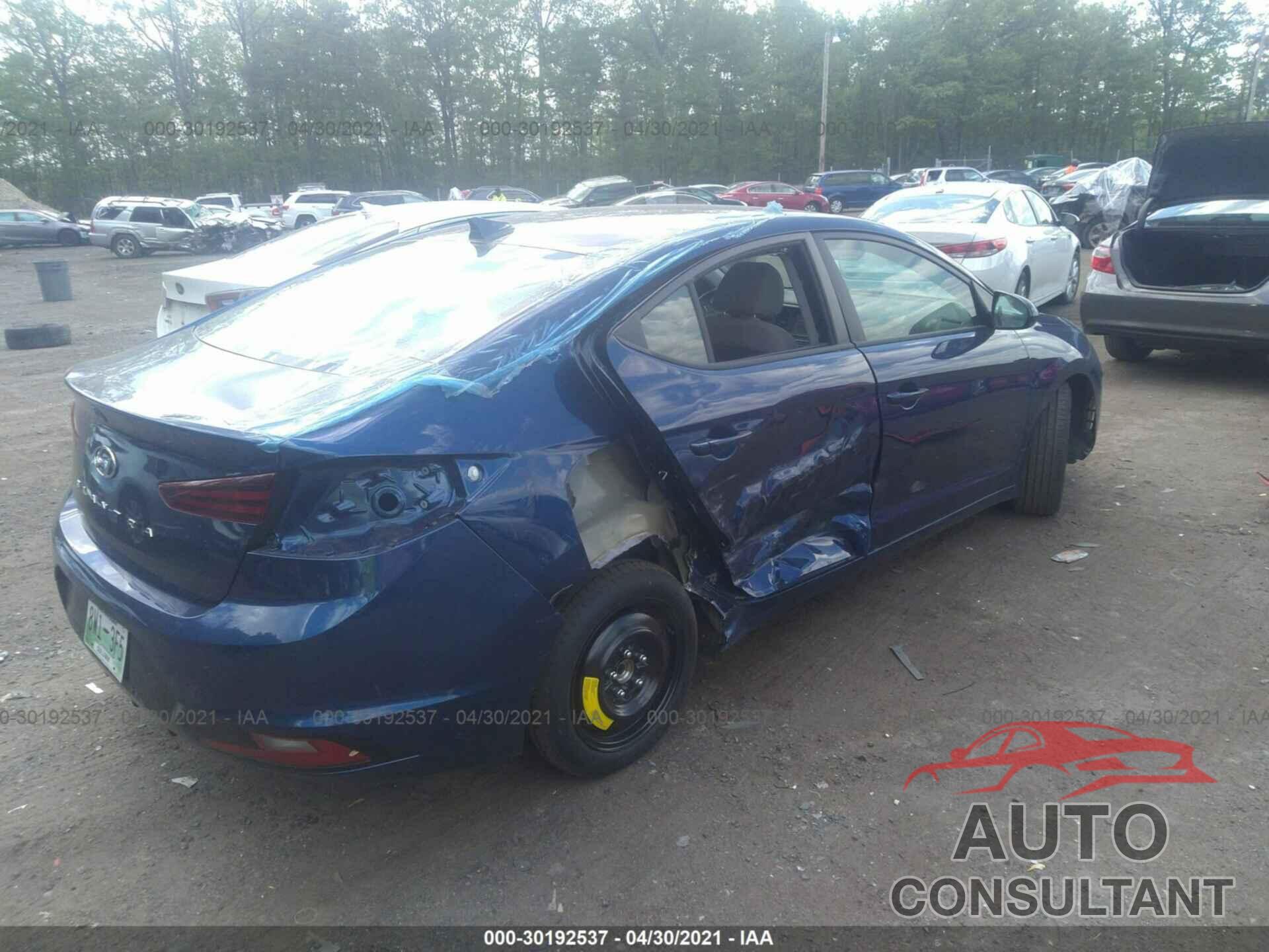 HYUNDAI ELANTRA 2020 - 5NPD84LF8LH587640