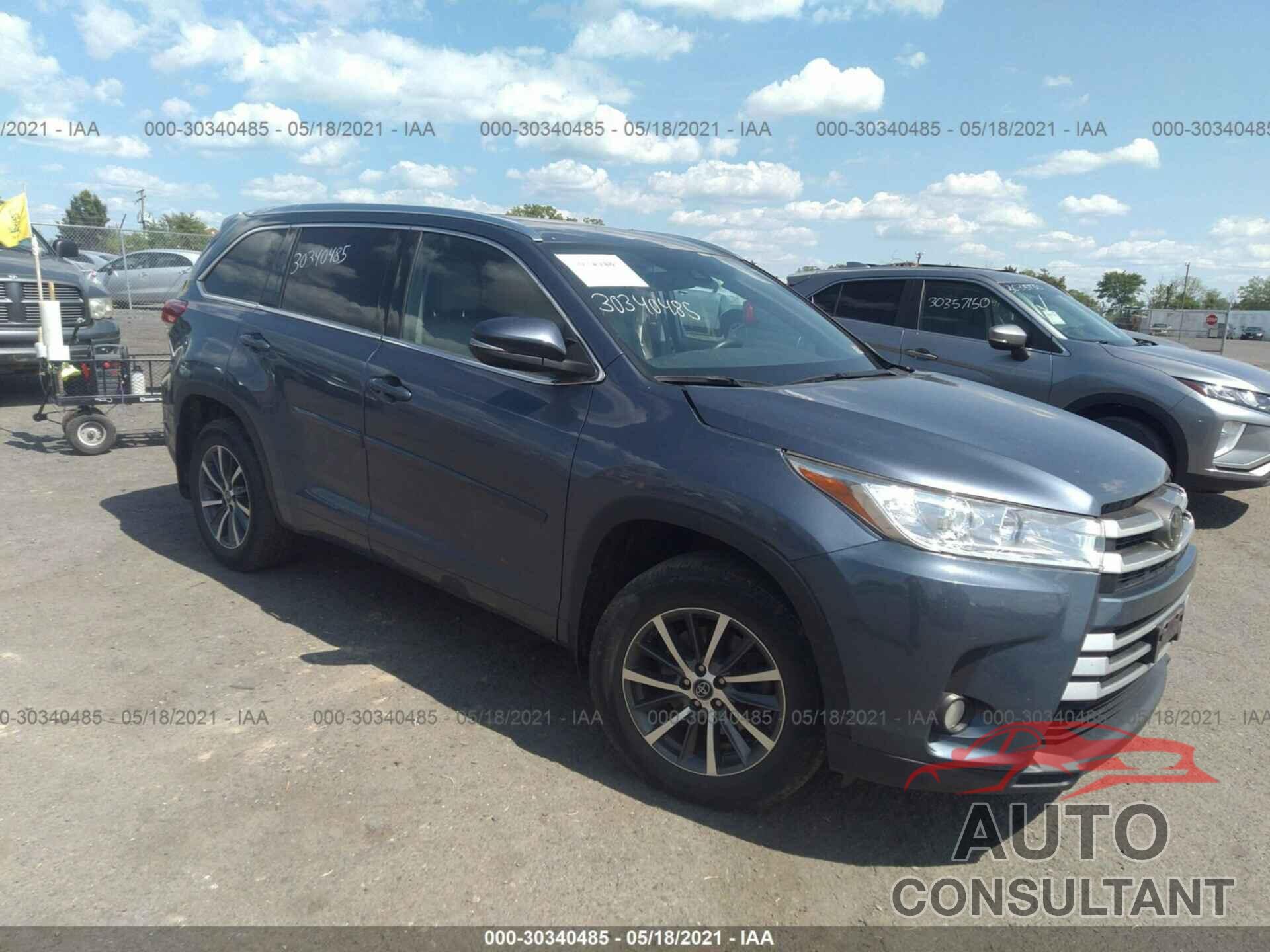 TOYOTA HIGHLANDER 2018 - 5TDJZRFH4JS492123