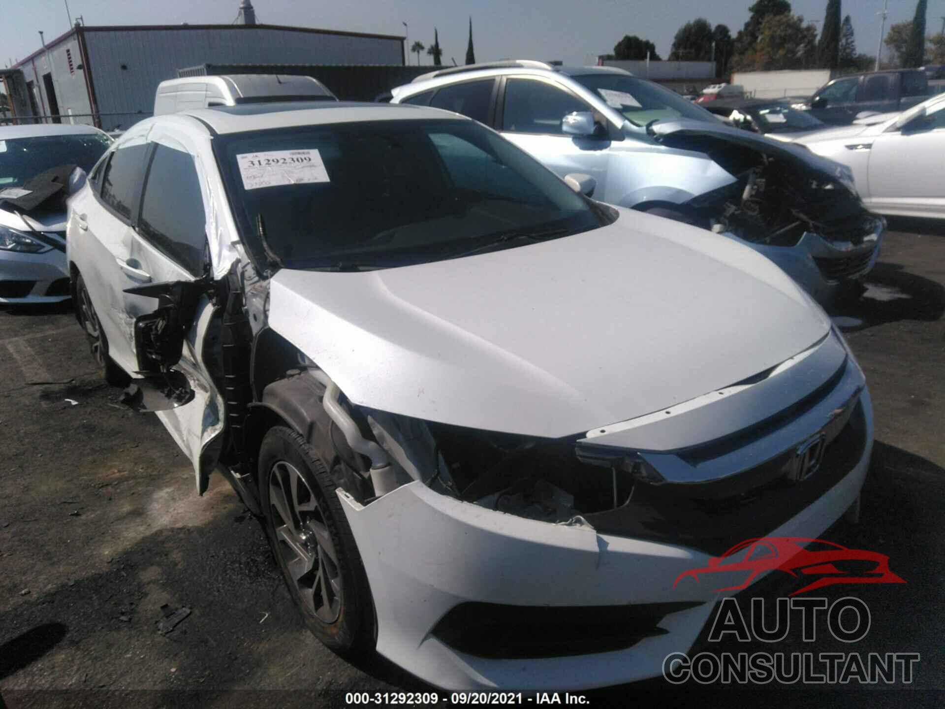 HONDA CIVIC SEDAN 2018 - 19XFC2F71JE208561