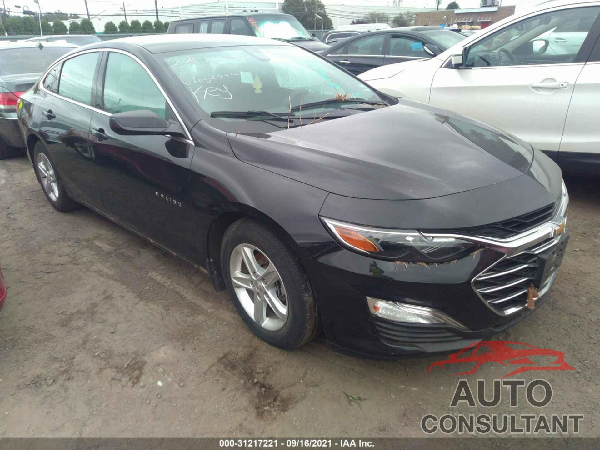CHEVROLET MALIBU 2020 - 1G1ZB5ST8LF014034